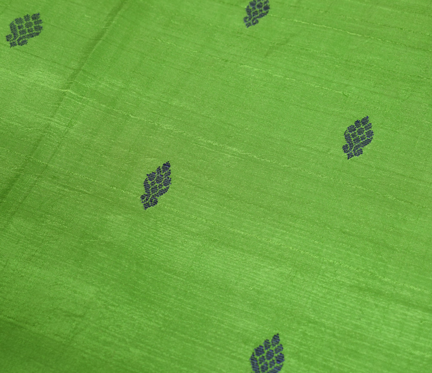 Sushila Vintage Floral Woven Sari Remnant Scrap Green Pure Silk 4YD Craft Fabric
