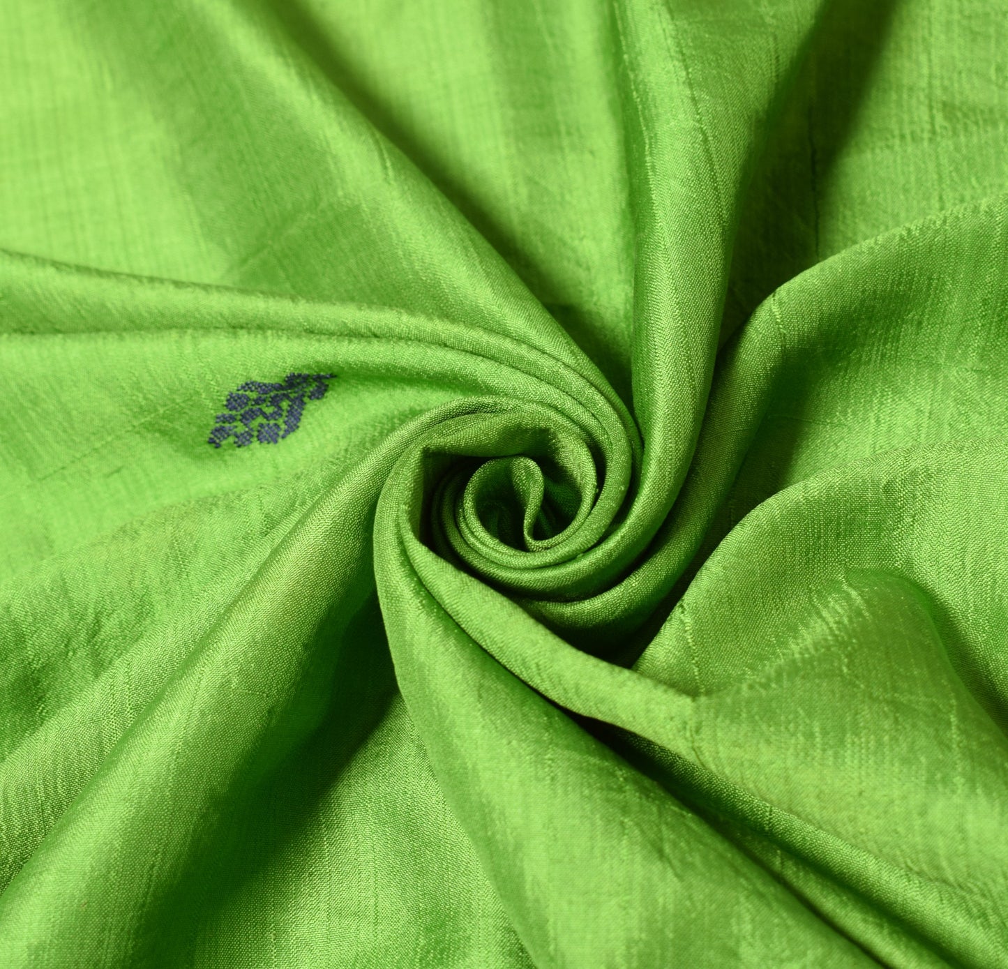 Sushila Vintage Floral Woven Sari Remnant Scrap Green Pure Silk 4YD Craft Fabric