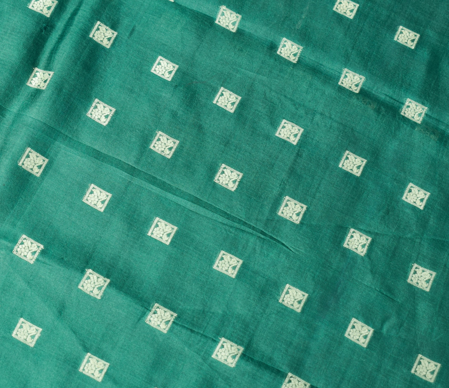 Sushila Vintage Hand Woven Sari Remnant Scrap Green Pure Silk Craft Fabric