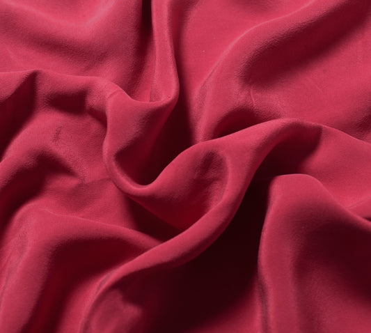 Sushila Vintage Pure Crepe Silk Sari Remnant Scrap Maroon 4 Yard Craft Fabric