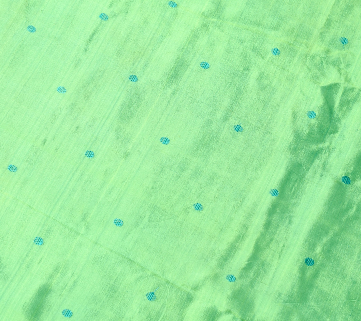 Sushila Vintage Green Dual Toned Sari Remnant Scrap Pure Silk 5Yard Craft Fabric