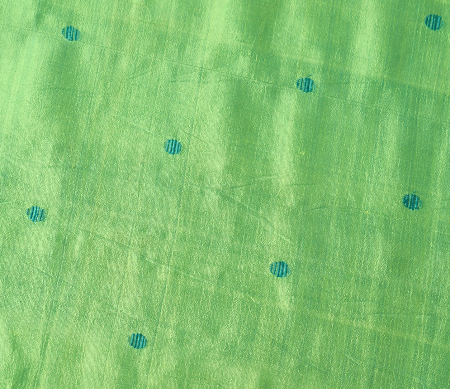 Sushila Vintage Green Dual Toned Sari Remnant Scrap Pure Silk 5Yard Craft Fabric