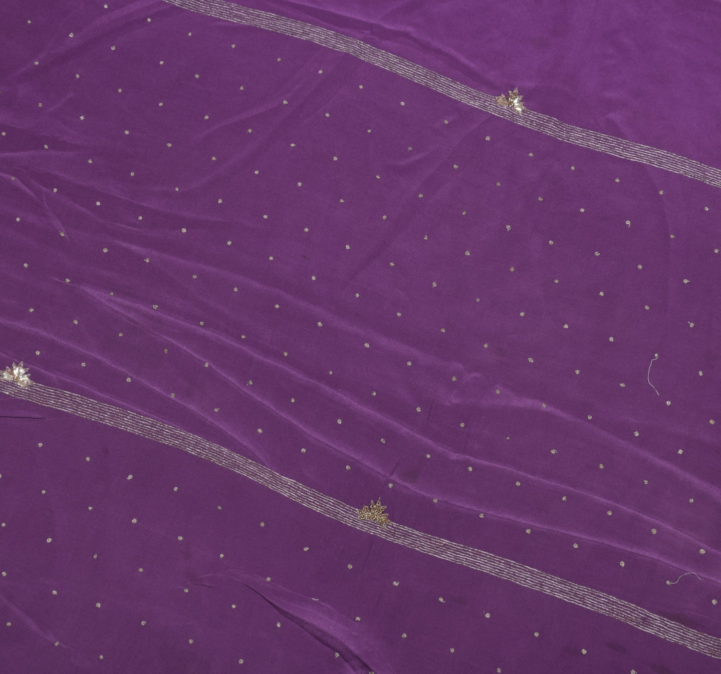 Sushila Vintage Purple Sari 200"Remnant Scrap Embroidery Pure Crepe Craft Fabric