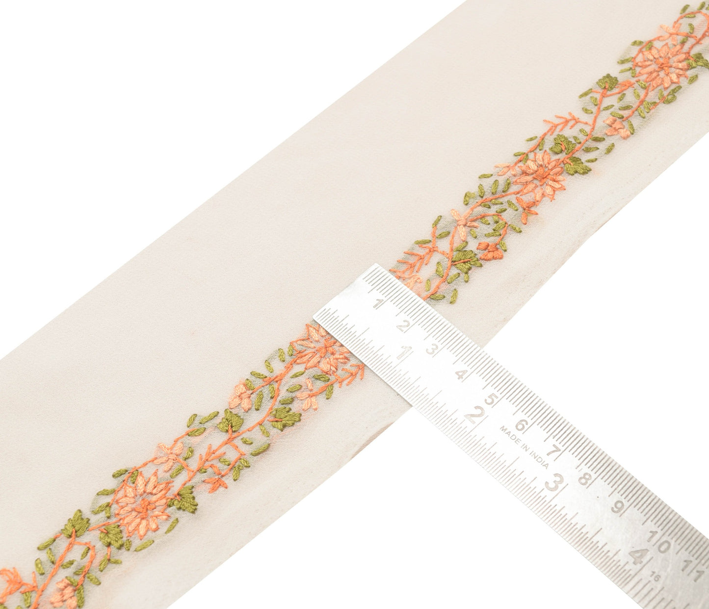Sushila Vintage White Hand Embroidered Silk Saree Border Craft Sewing Trim Lace