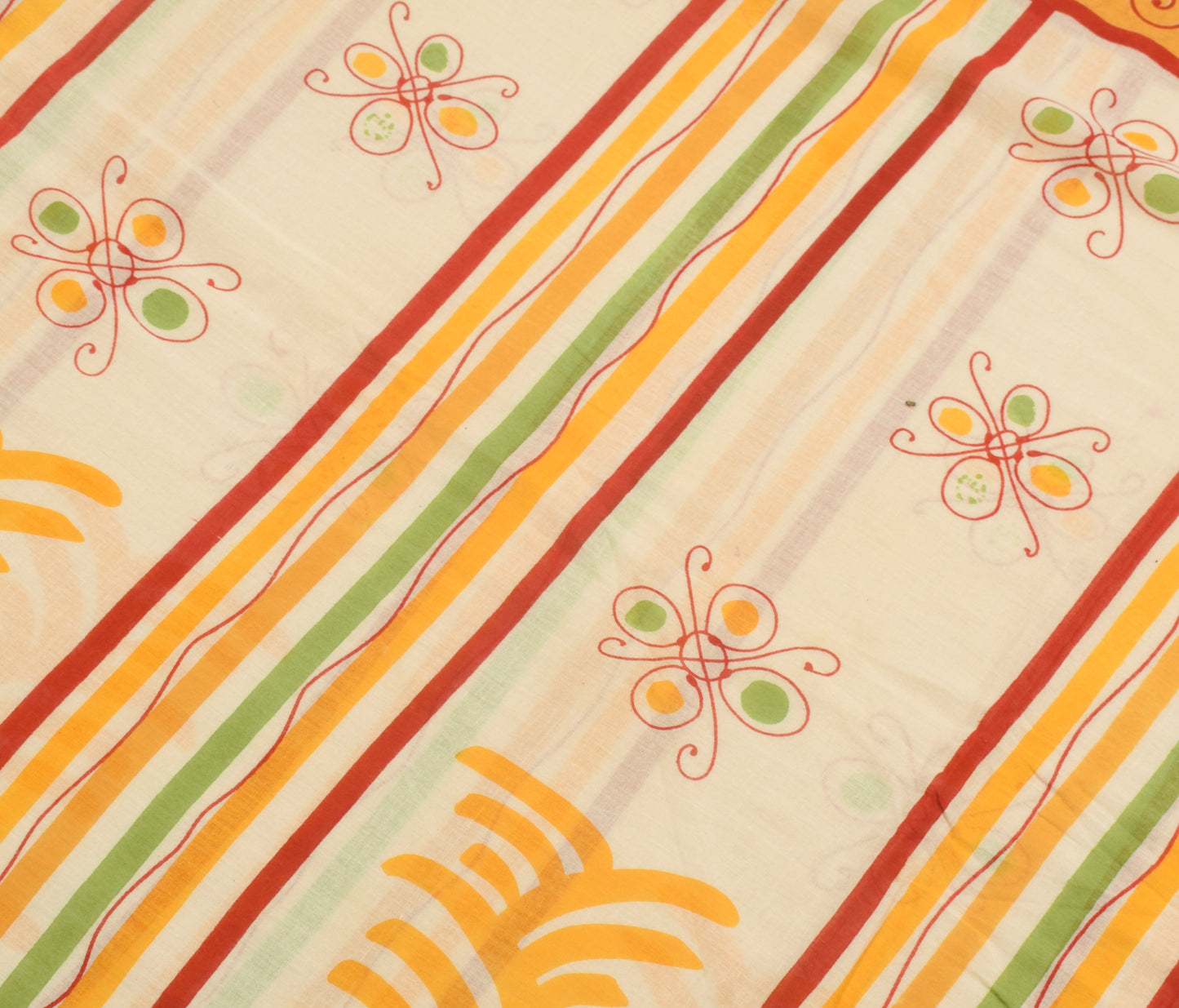 Sushila Vintage Cream Saree 100% Pure Cotton Printed Floral Soft Craft Fabric