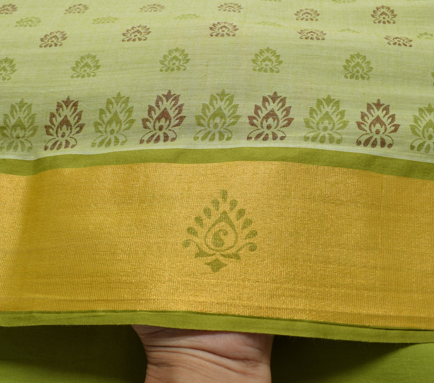 Sushila Vintage Green Saree Blend Cotton Cotton Printed Floral Soft Craft Fabric