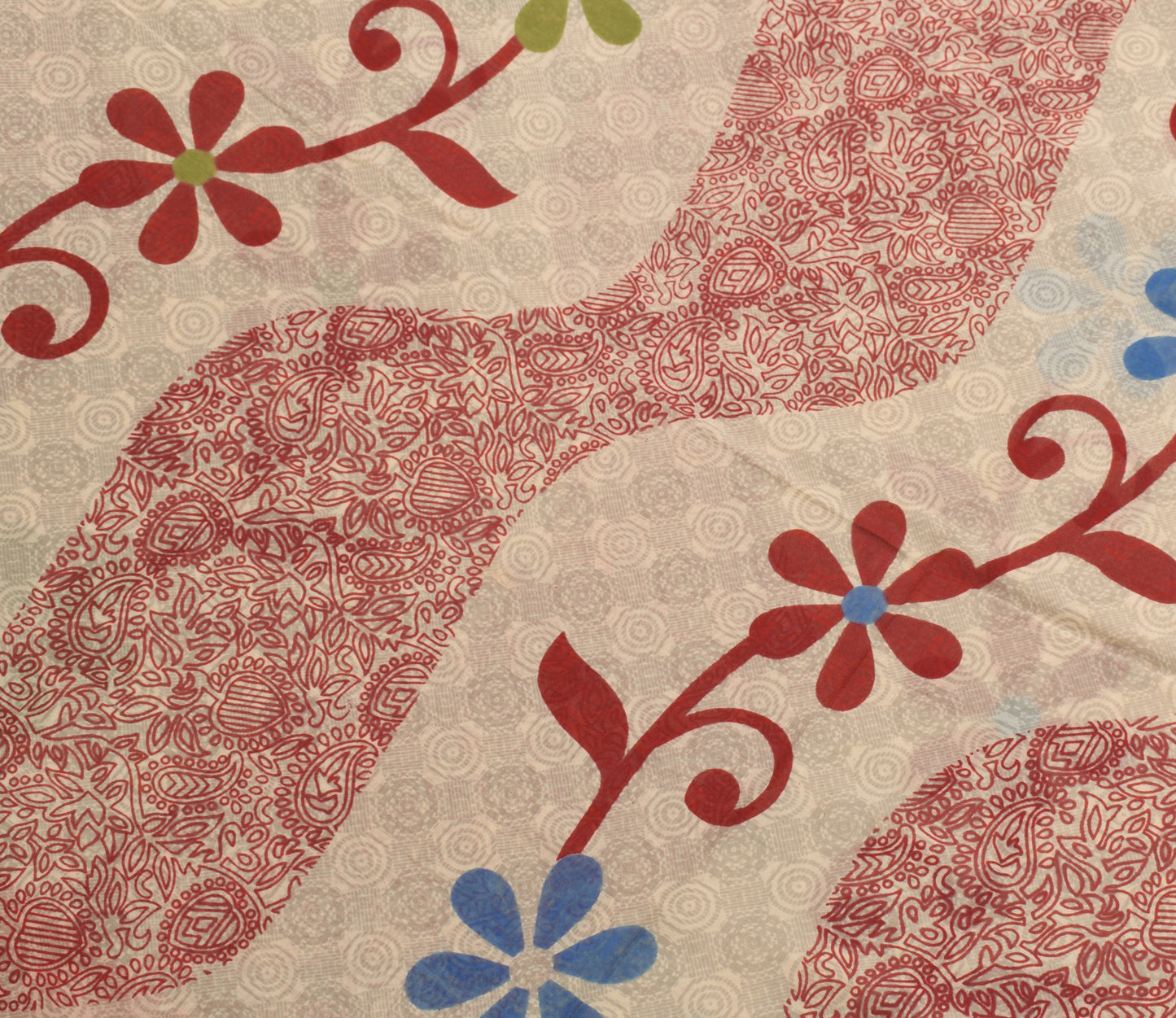Sushila Vintage Cream Saree 100% Pure Cotton Printed Floral Soft Craft Fabric