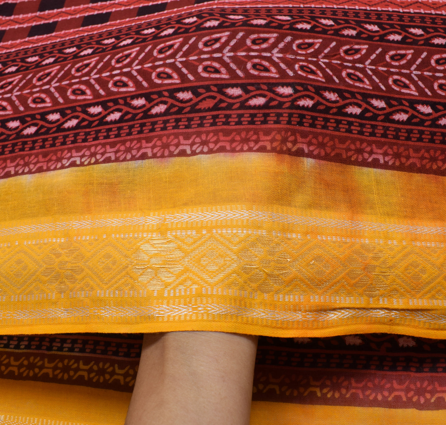 Sushila Vintage Saree 100% Pure Cotton Printed Maroon Floral Soft Craft Fabric