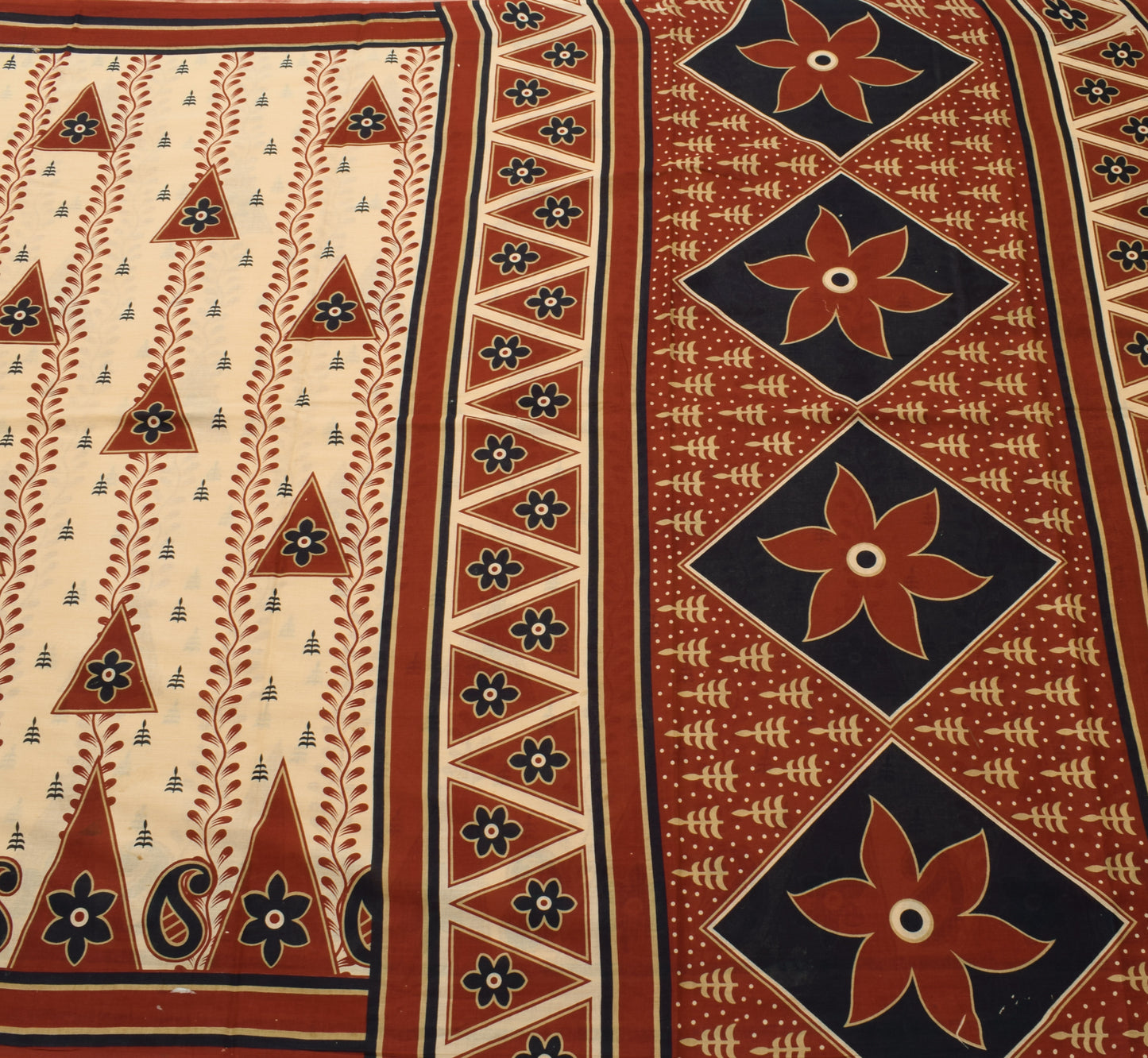 Sushila Vintage Maroon Saree 100% Pure Cotton Floral Printed 5 Yard Craft Fabric