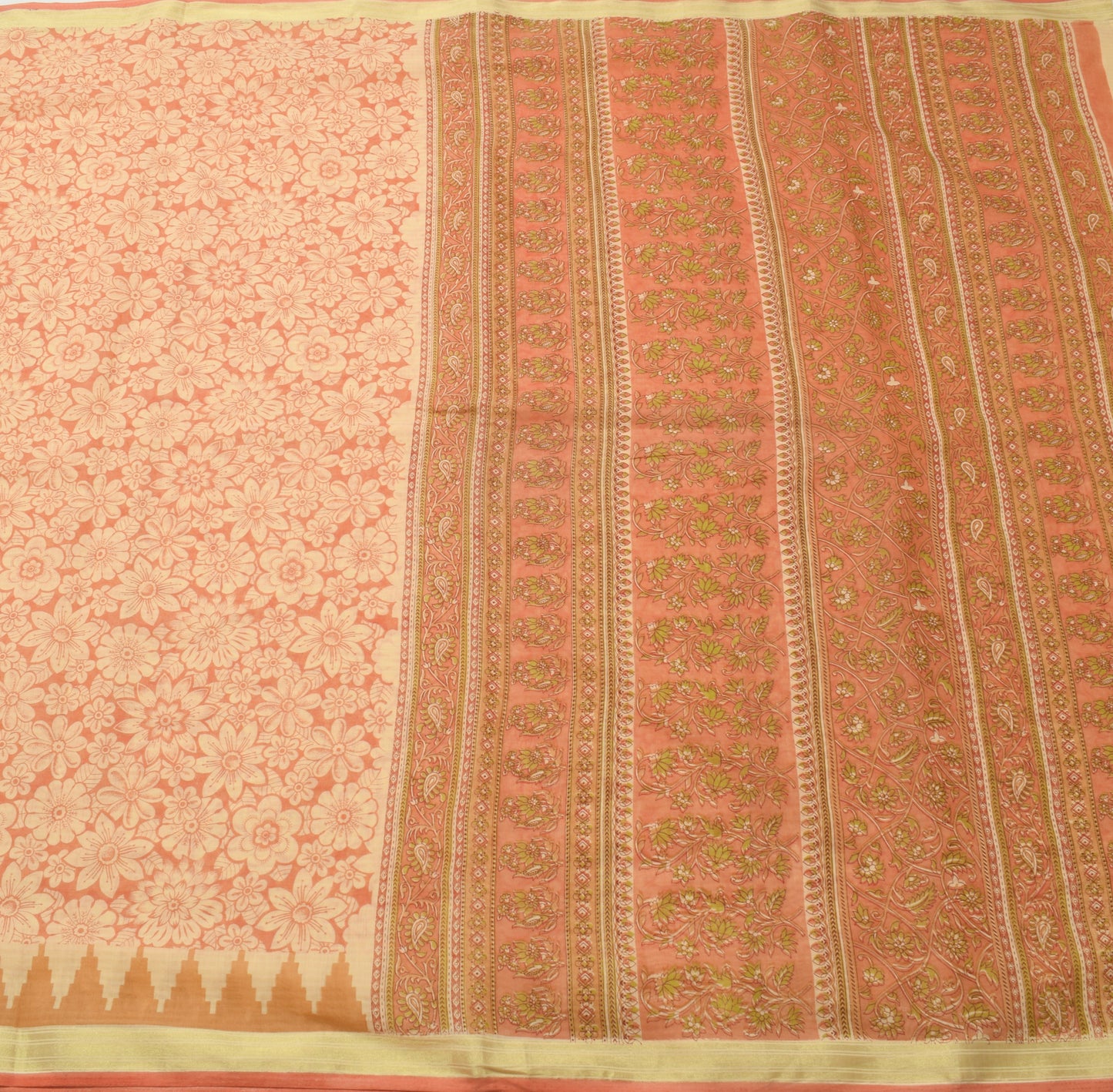 Sushila Vintage Peach Floral Indian Saree Blend Cotton Printed 5 YD Craft Fabric