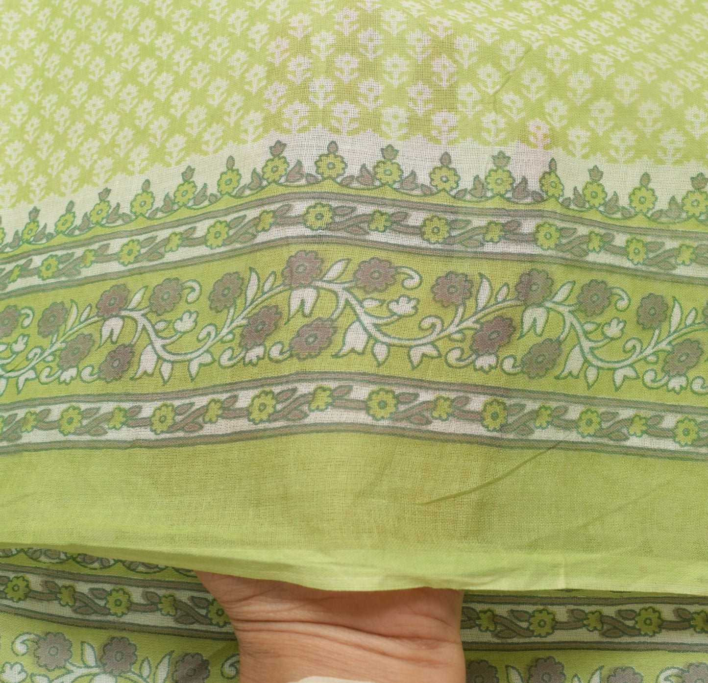 Sushila Vintage Indian Saree 100% Pure Cotton Green Floral Printed Craft Fabric