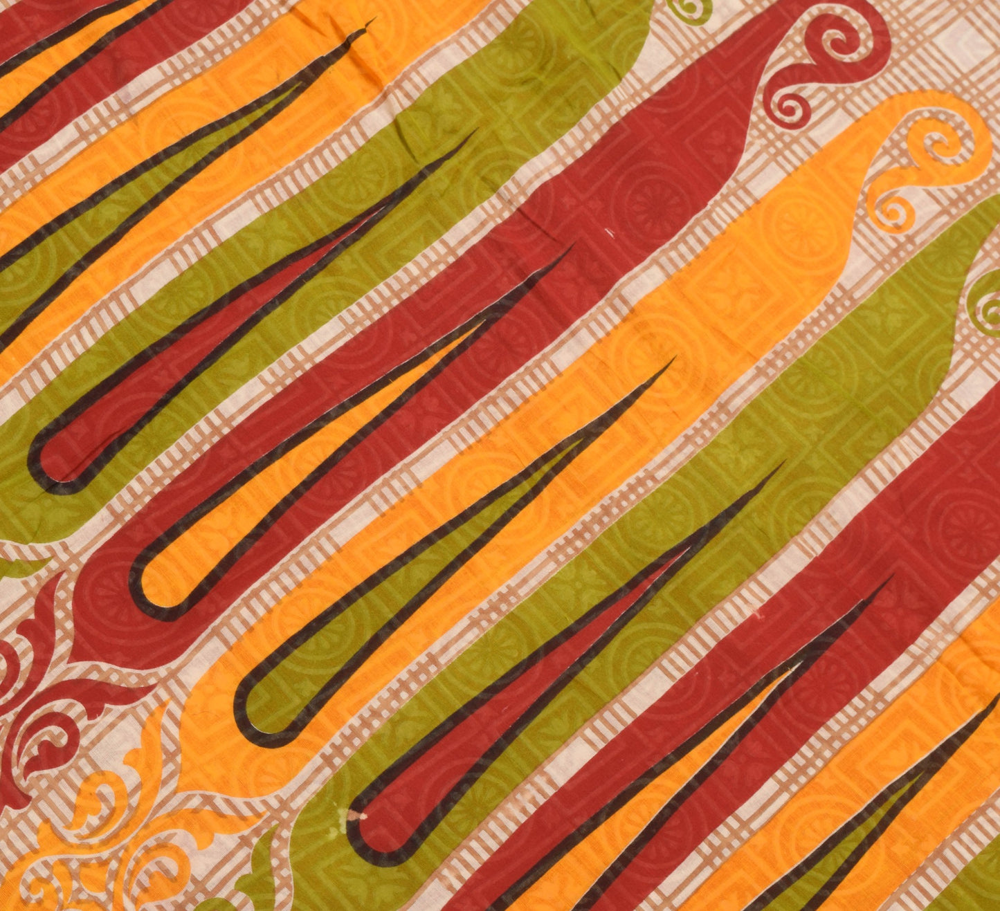 Sushila Vintage Red Floral Saree Pure Cotton Daily Wear Printed Craft Fabric
