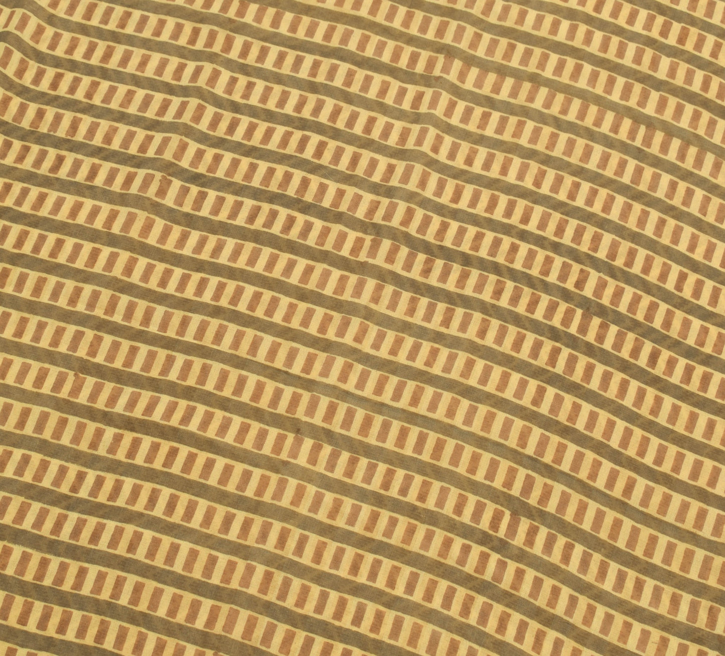 Sushila Vintage Beige Saree 100%Pure Georgette Silk Zig-Zag Printed Craft Fabric