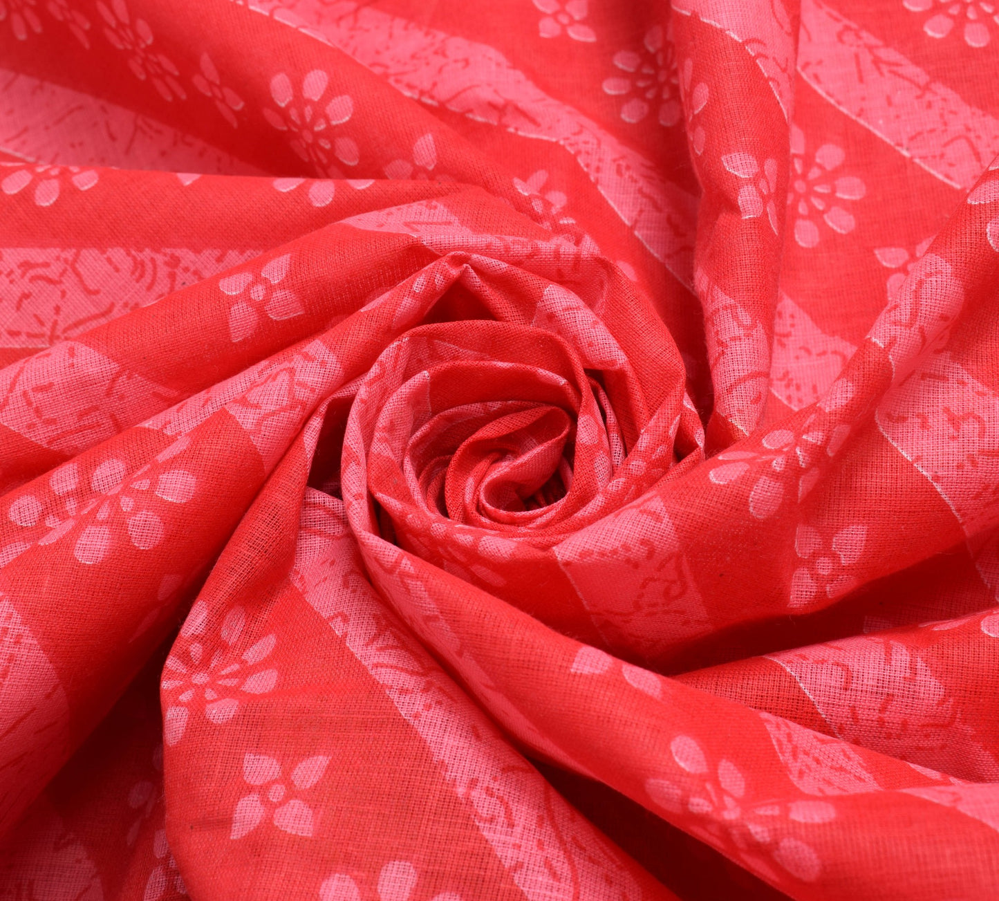 Sushila Vintage Red Floral Saree 100% Pure Cotton Printed Women Craft Fabric