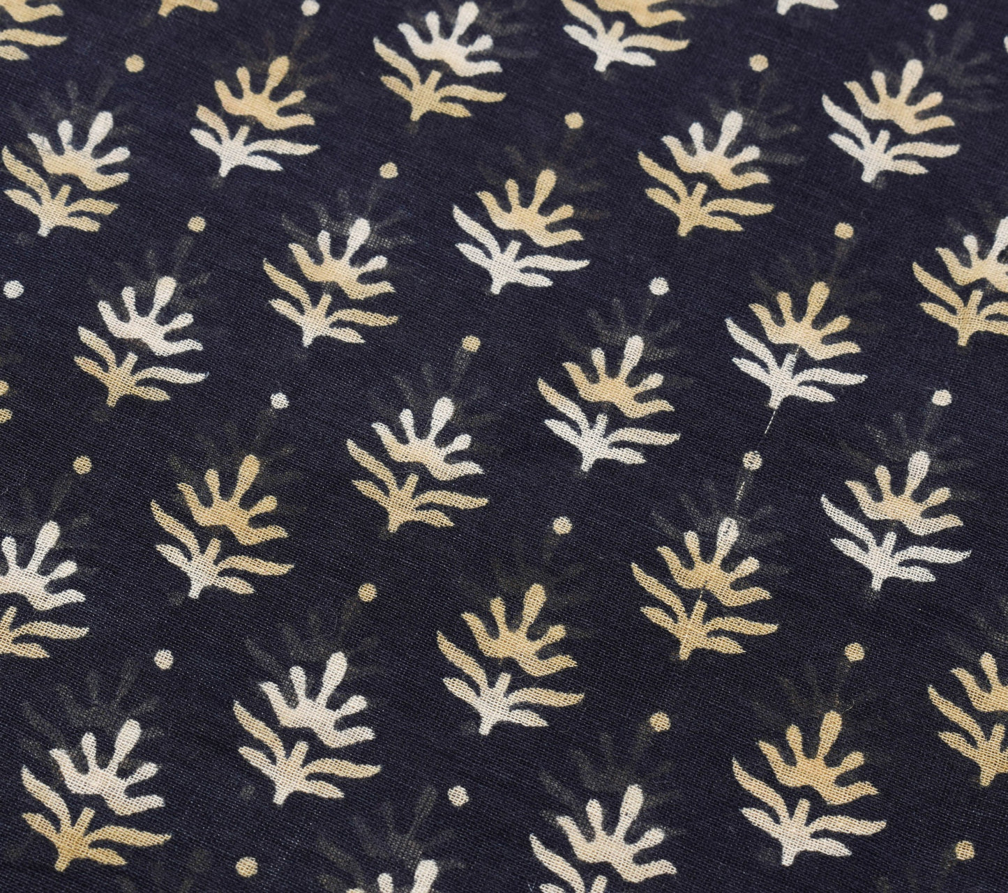 Sushila Vintage Saree 100% Pure Cotton Printed Black Floral Soft Craft Fabric