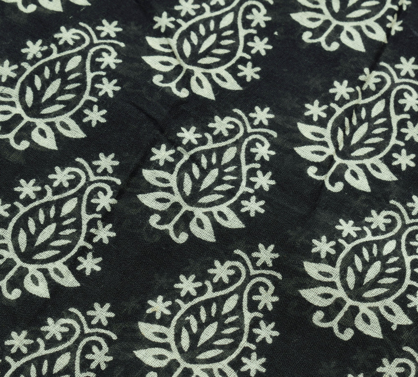 Sushila Vintage Black Classy Saree 100% Pure Cotton Floral Printed Craft Fabric