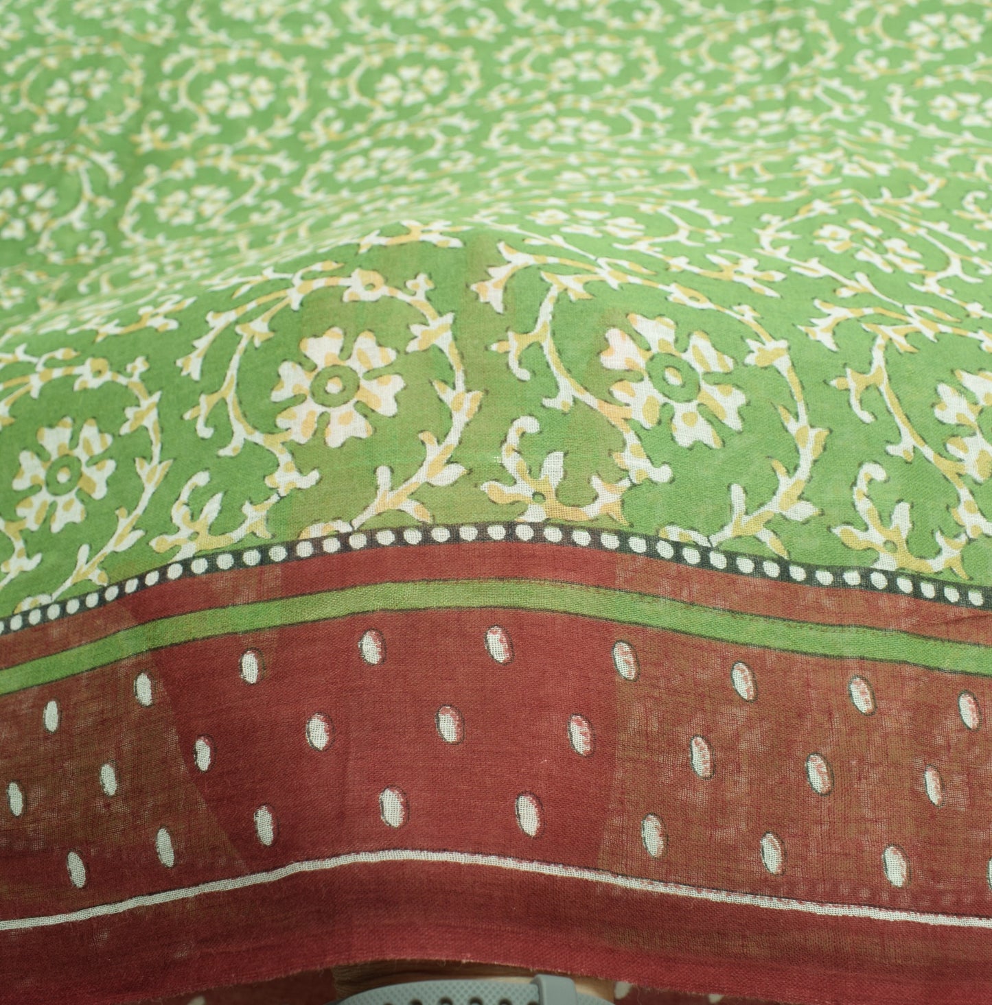 Sushila Vintage Indian Saree 100% Pure Cotton Floral Green Printed Craft Fabric