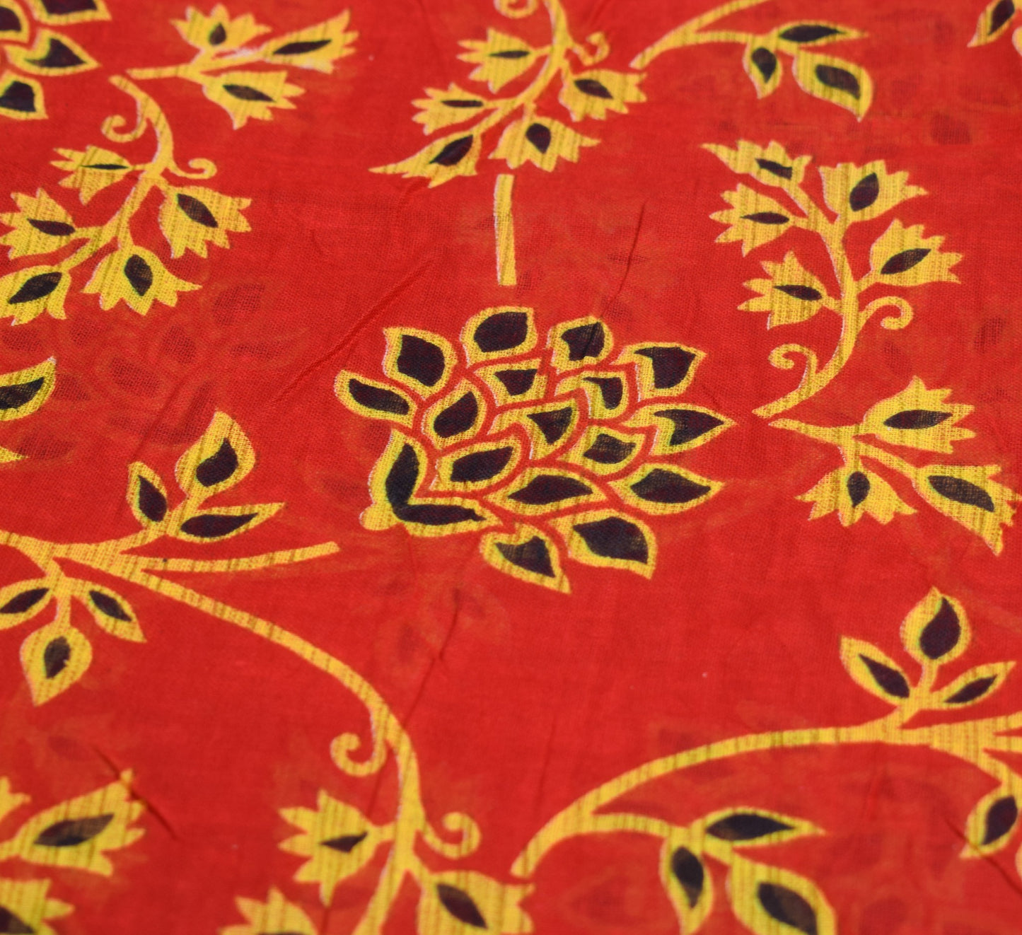 Sushila Vintage Floral Red Saree 100% Pure Cotton Printed Sari 5 Yd Craft Fabric