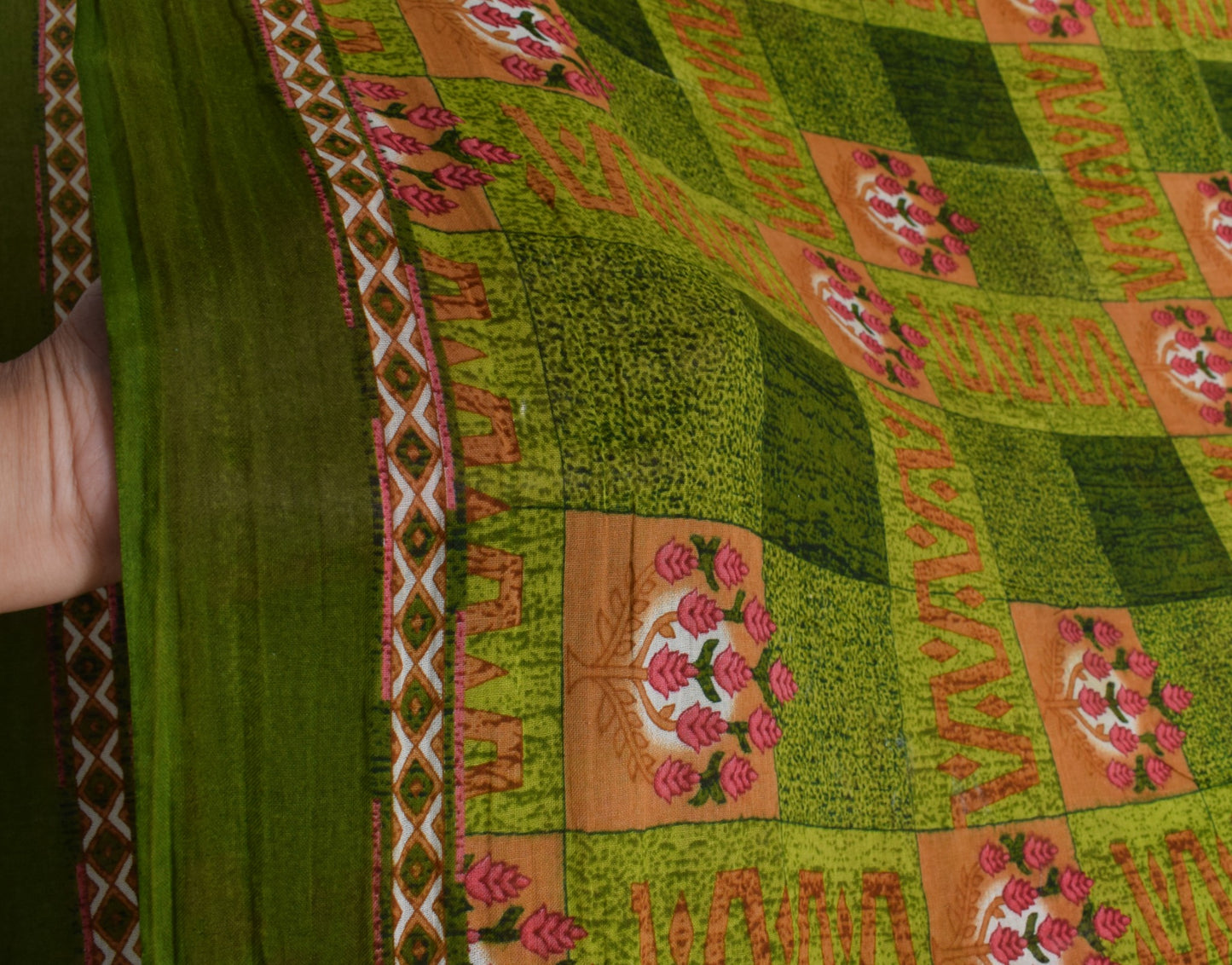 Sushila Vintage Green Checks Saree Pure Cotton Floral Printed Soft Craft Fabric