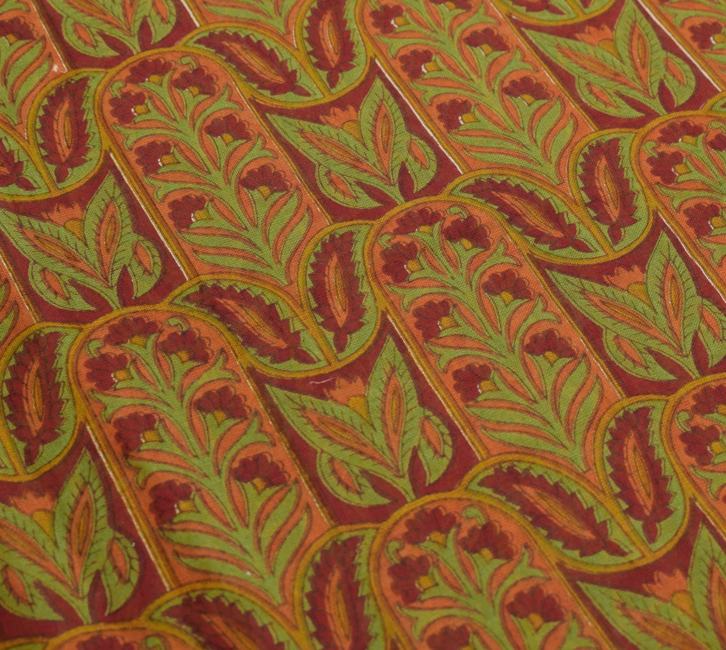 Sushila Vintage Maroon Floral Print Saree Zari Border Pure Cotton Soft Fabric