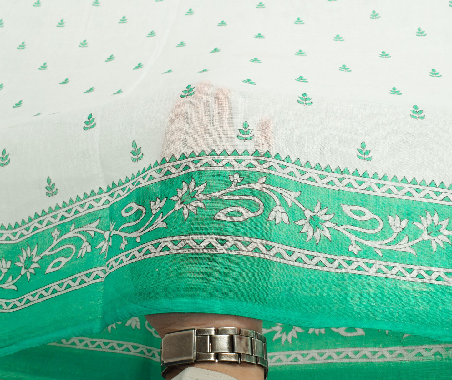 Sushila Vintage White Saree Aqua Green Pure Cotton Leaves Printed Soft Fabric