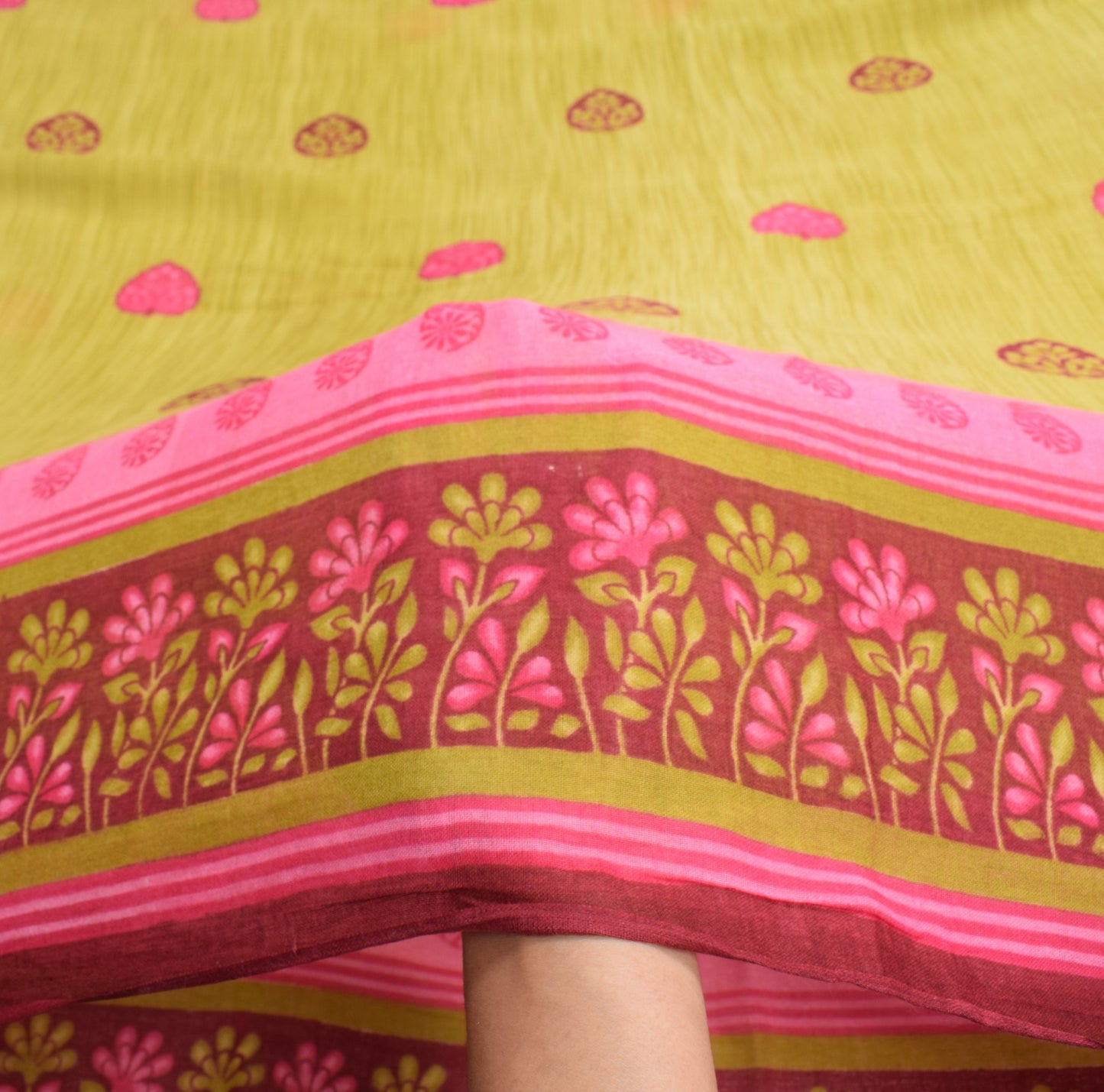 Sushila Vintage Green Saree Floral 100% Pure Cotton Printed Soft Craft Fabric