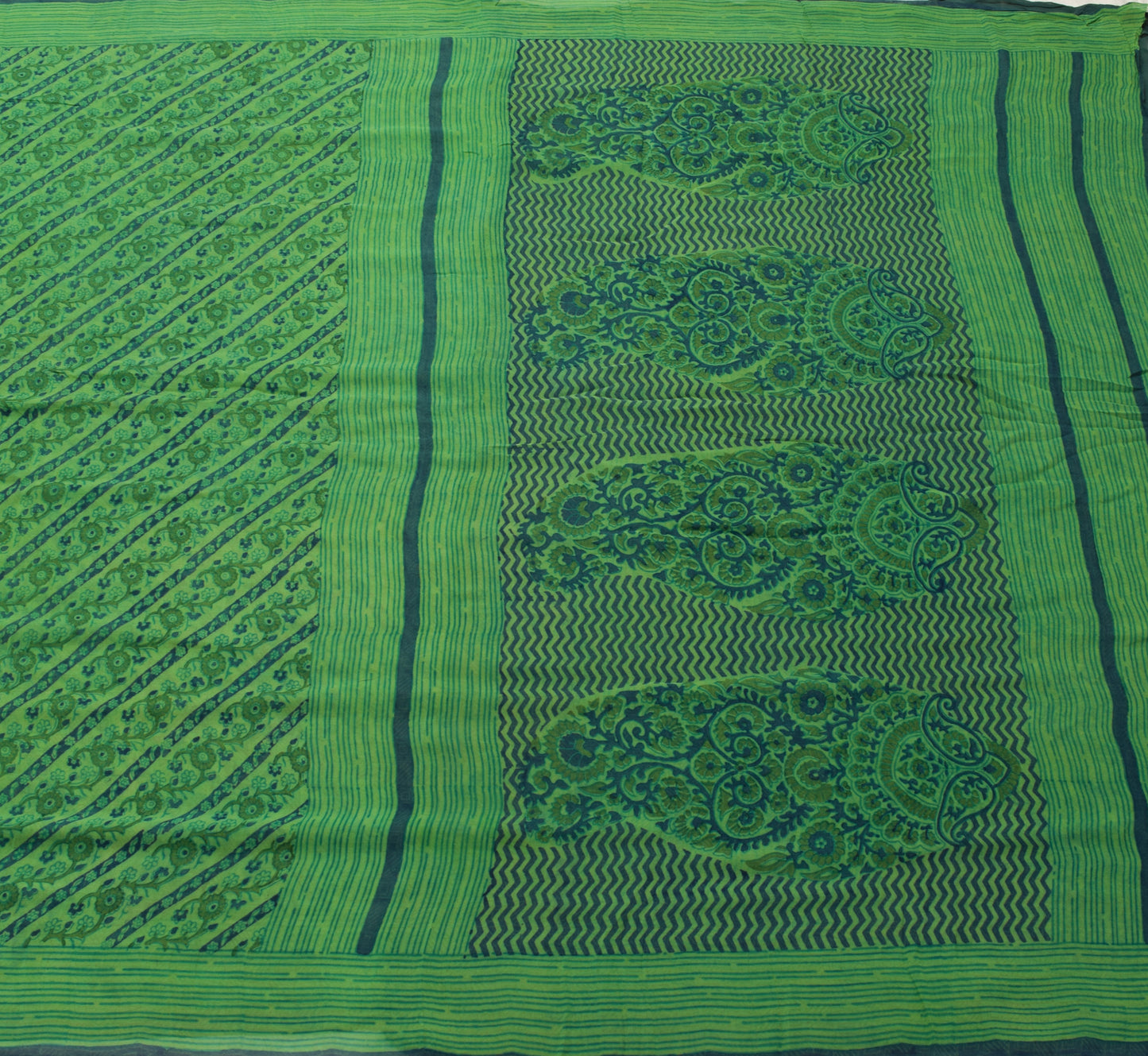 Sushila Vintage Green Saree 100% Pure Georgette Silk Printed Floral Craft Fabric