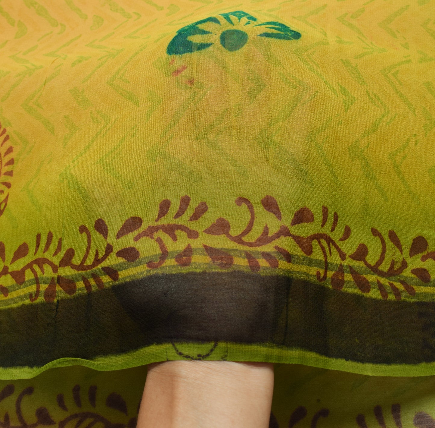 Sushila Vintage Saree 100% Pure Georgette Silk Printed Paisley Craft Fabric