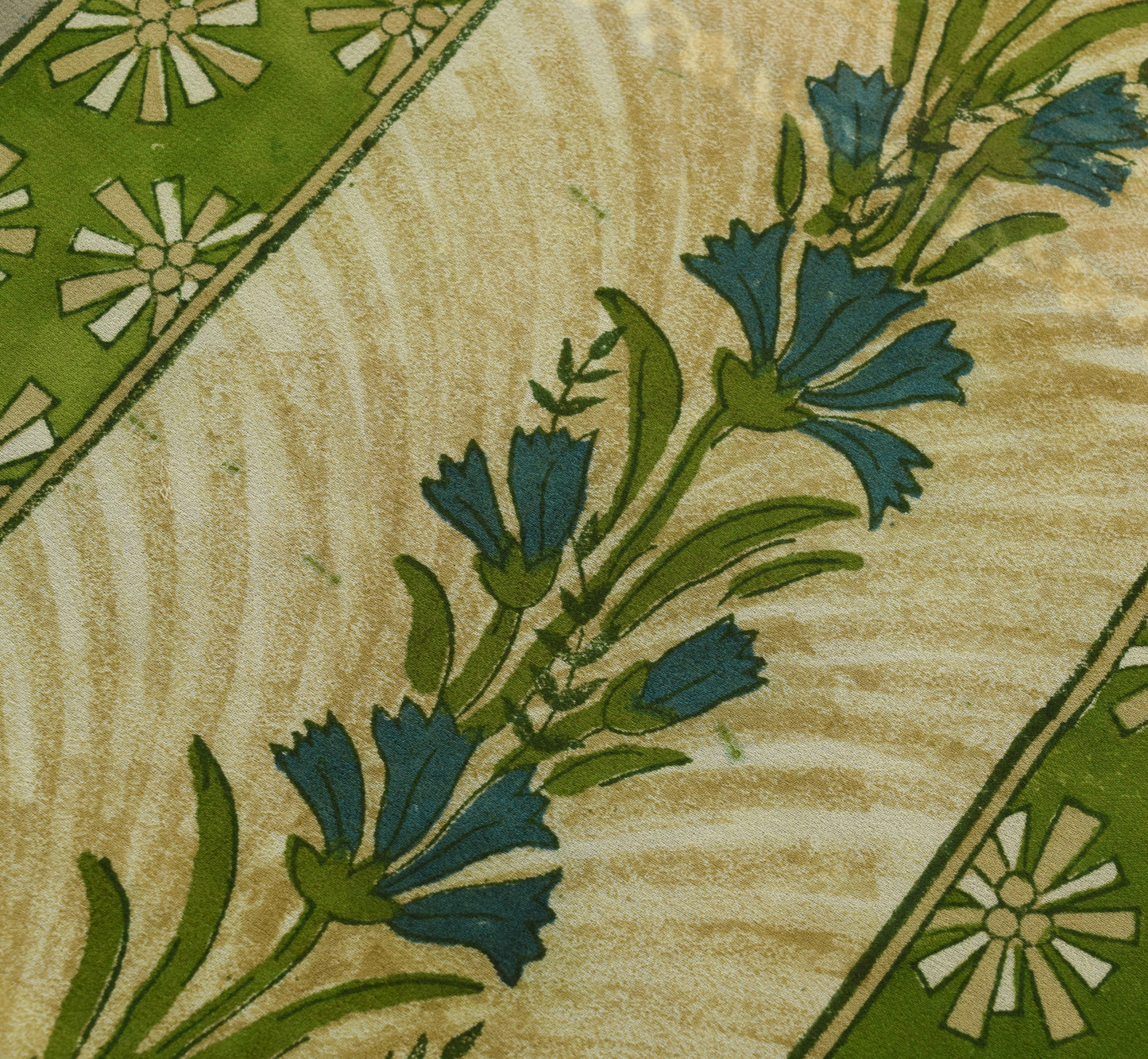 Sushila Vintage Saree 100% Pure Georgette Silk Printed Floral Green Craft Fabric