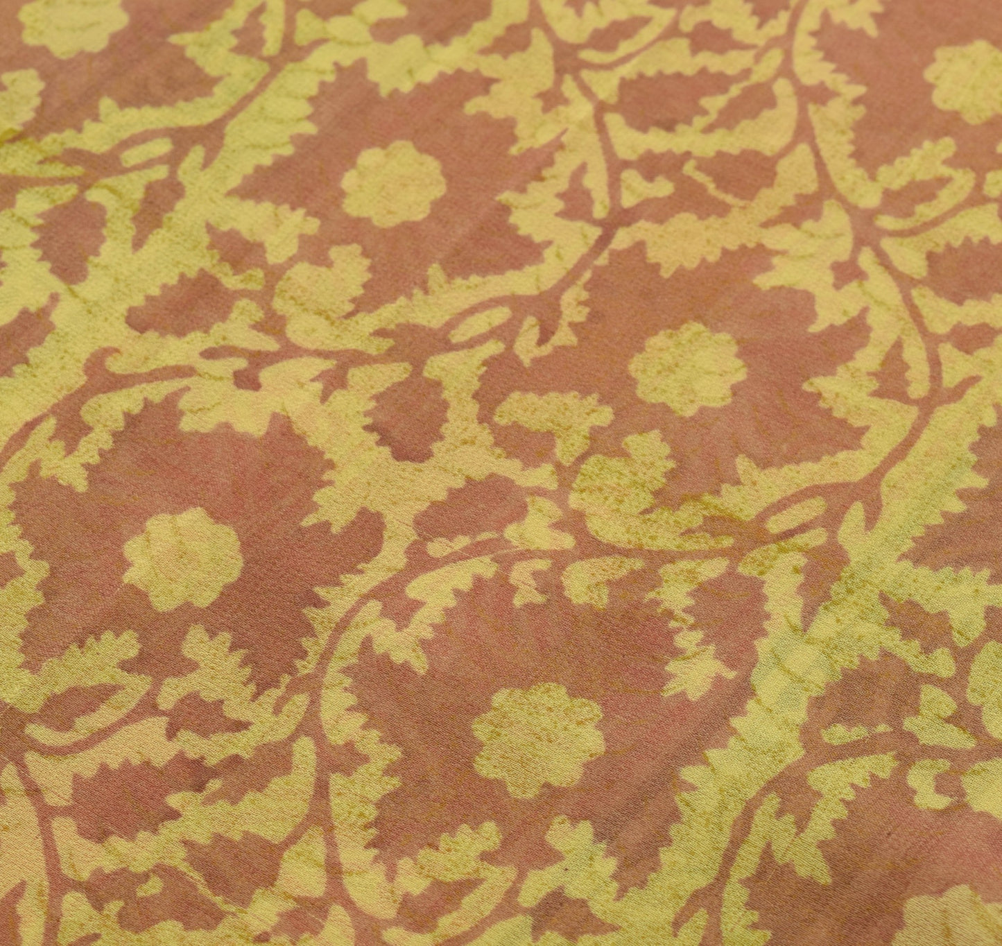 Sushila Vintage Saree 100% Pure Georgette Silk Green Floral Printed Craft Fabric