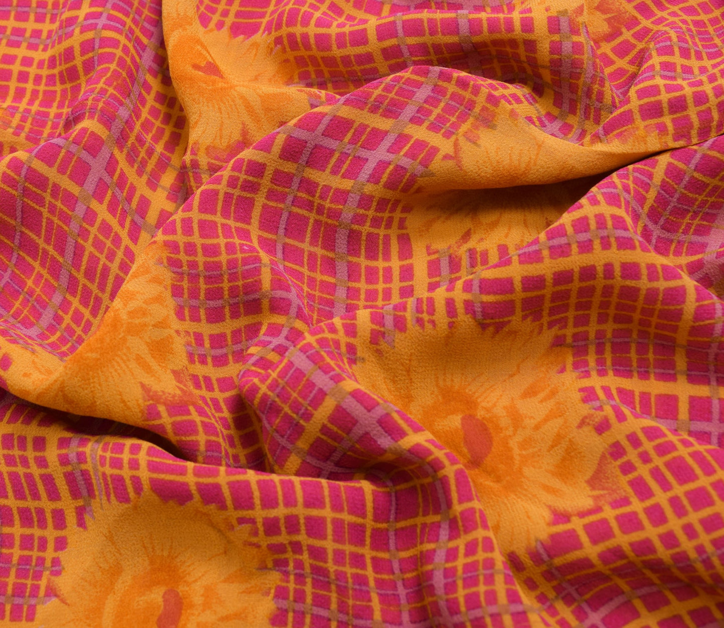 Branded Vtg. Branded Pink Floral Saree Pure Georgette Silk Printed Craft Fabric