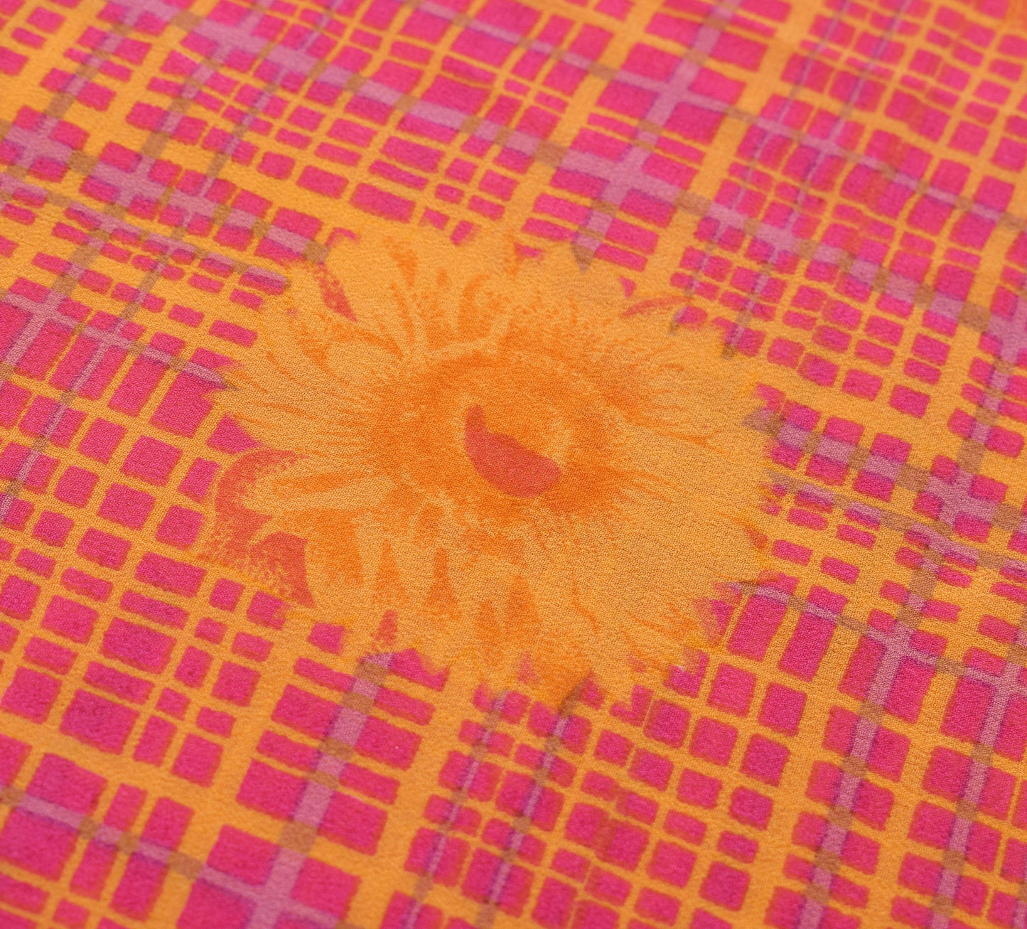 Branded Vtg. Branded Pink Floral Saree Pure Georgette Silk Printed Craft Fabric