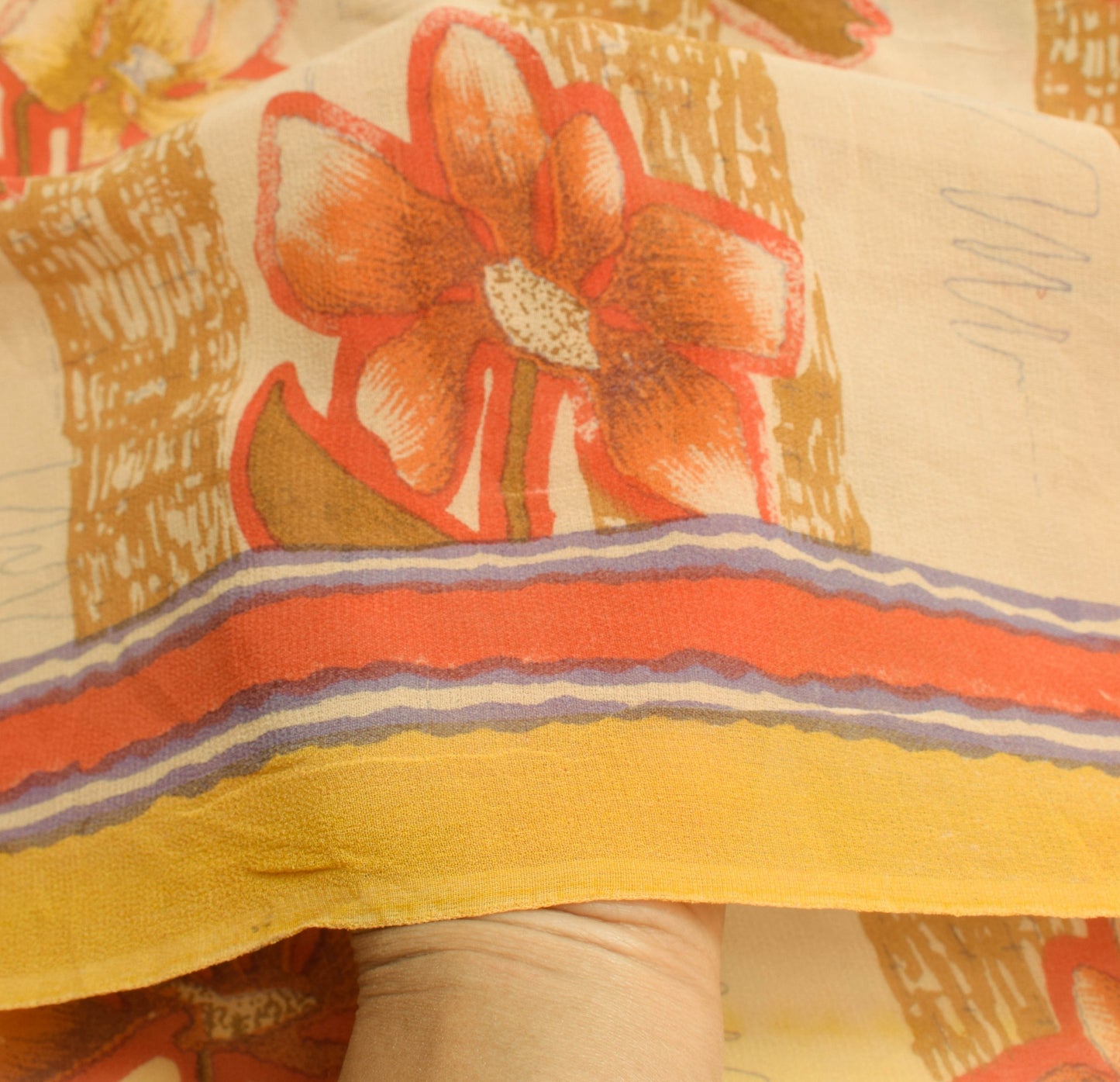 Sushila Vintage Cream Floral Saree 100% Pure Georgette Silk Printed Craft Fabric