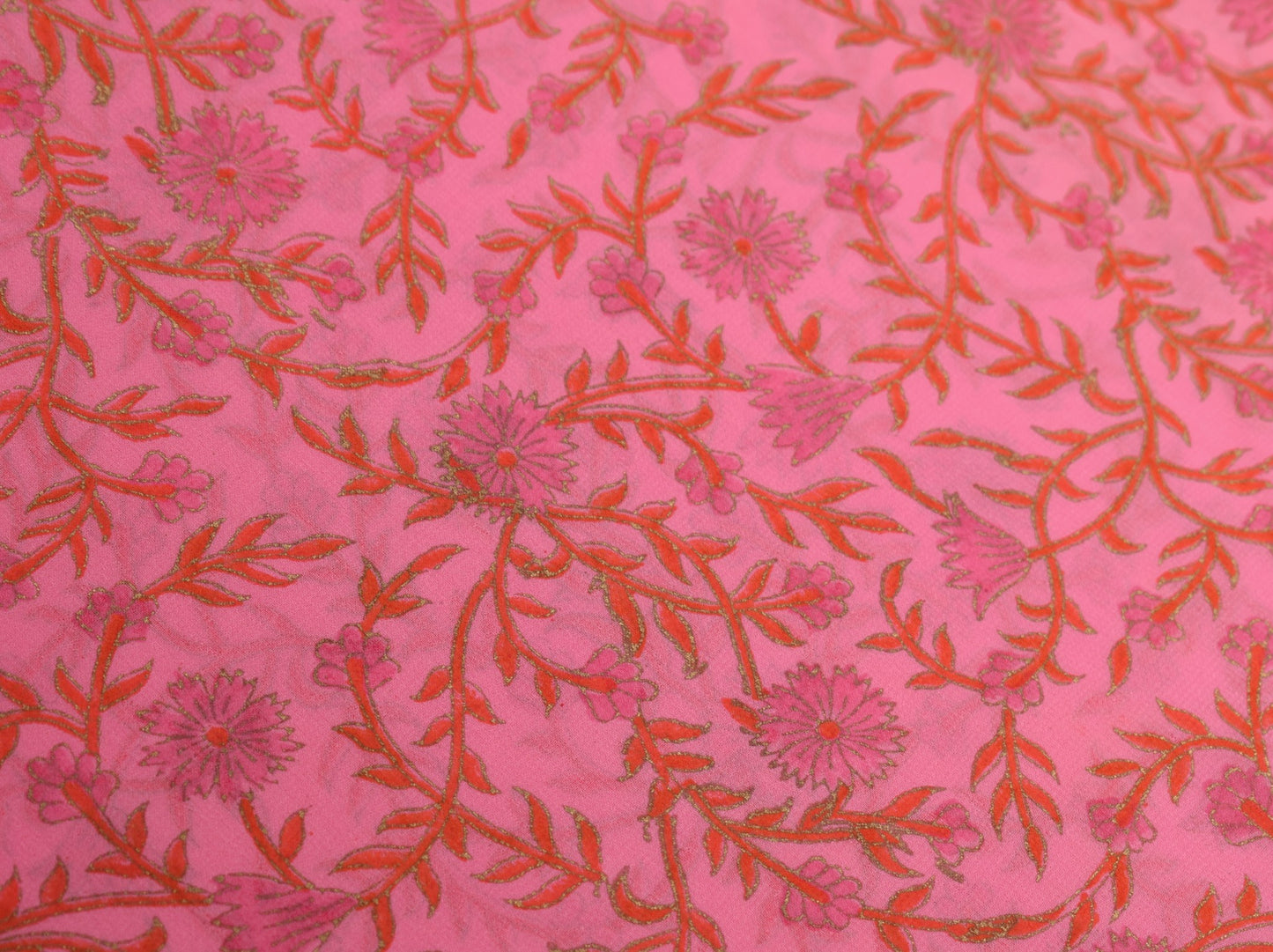 Sushila Vintage Peach Pink Scrap Saree 6Yard Georgette Hand Print Remnant Fabric