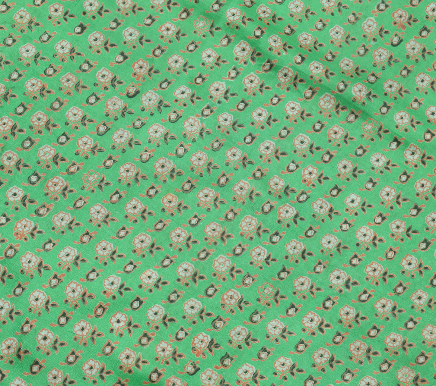 Sushila Vintage Saree 100% Pure Silk Green Floral Printed Soft Craft Fabric