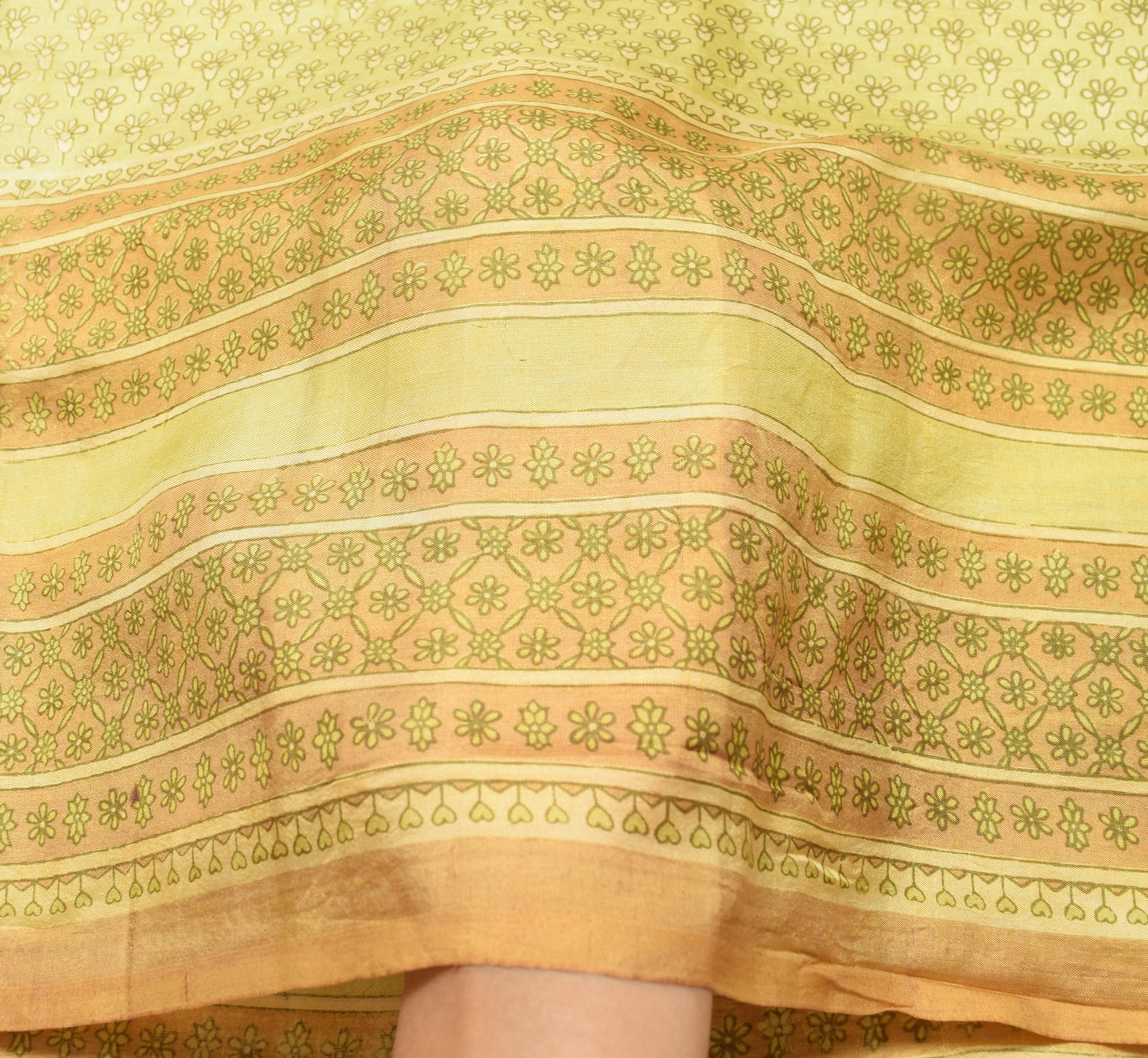 Sushila Vintage Saree 100% Pure Silk Printed Green Floral Soft Craft Fabric