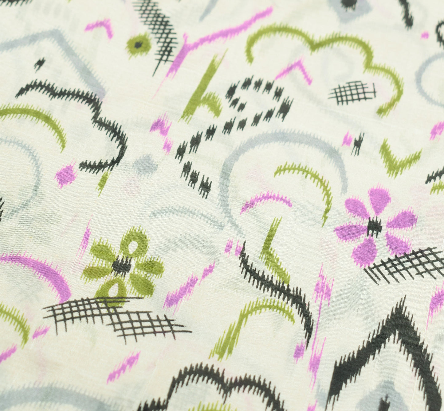 Sushila Vintage Off White Saree 100% Pure Silk Printed 5 Yard Soft Craft Fabric
