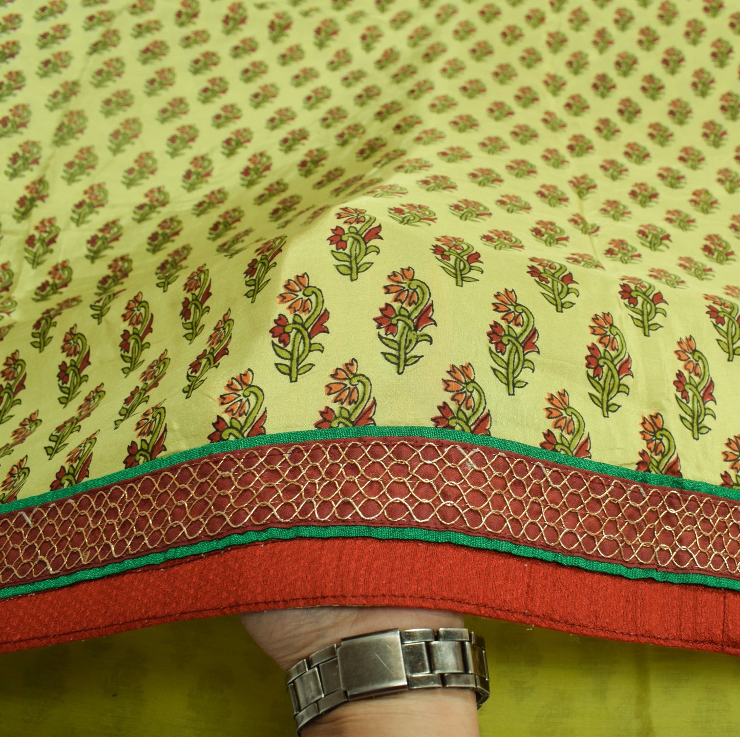 Sushila Vintage Floral Green Saree Red Border Pure Silk Print Soft Craft Fabric
