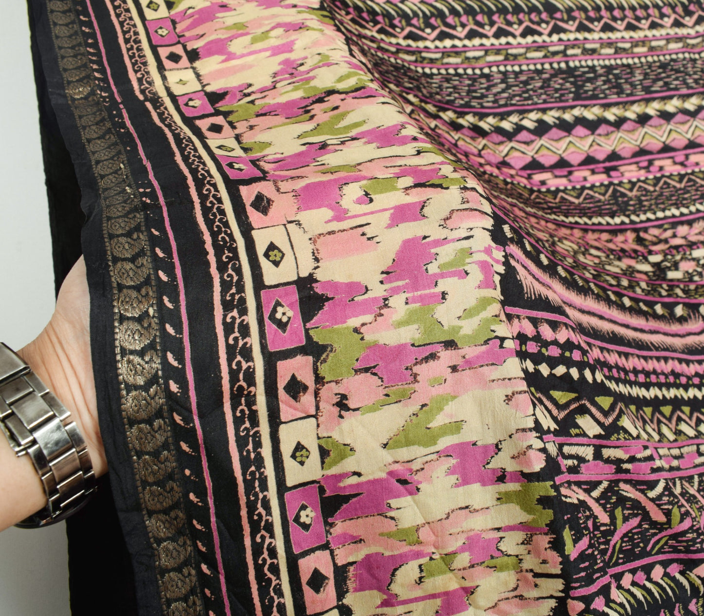 Sushila Vintage Black Abstract Saree Pure Silk Printed Soft 6 Yard Craft Fabric