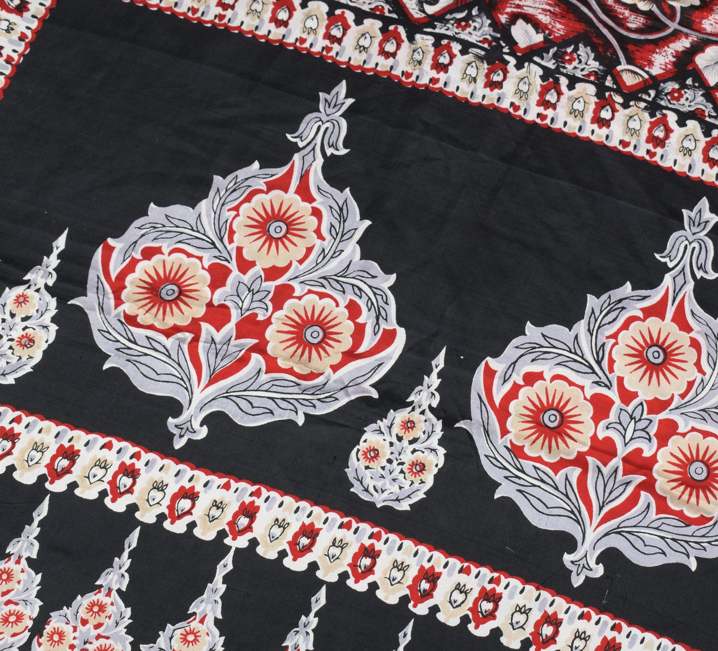 Sushila Vintage Black Red Bollywood Saree Pure Satin Silk Printed Soft Fabric