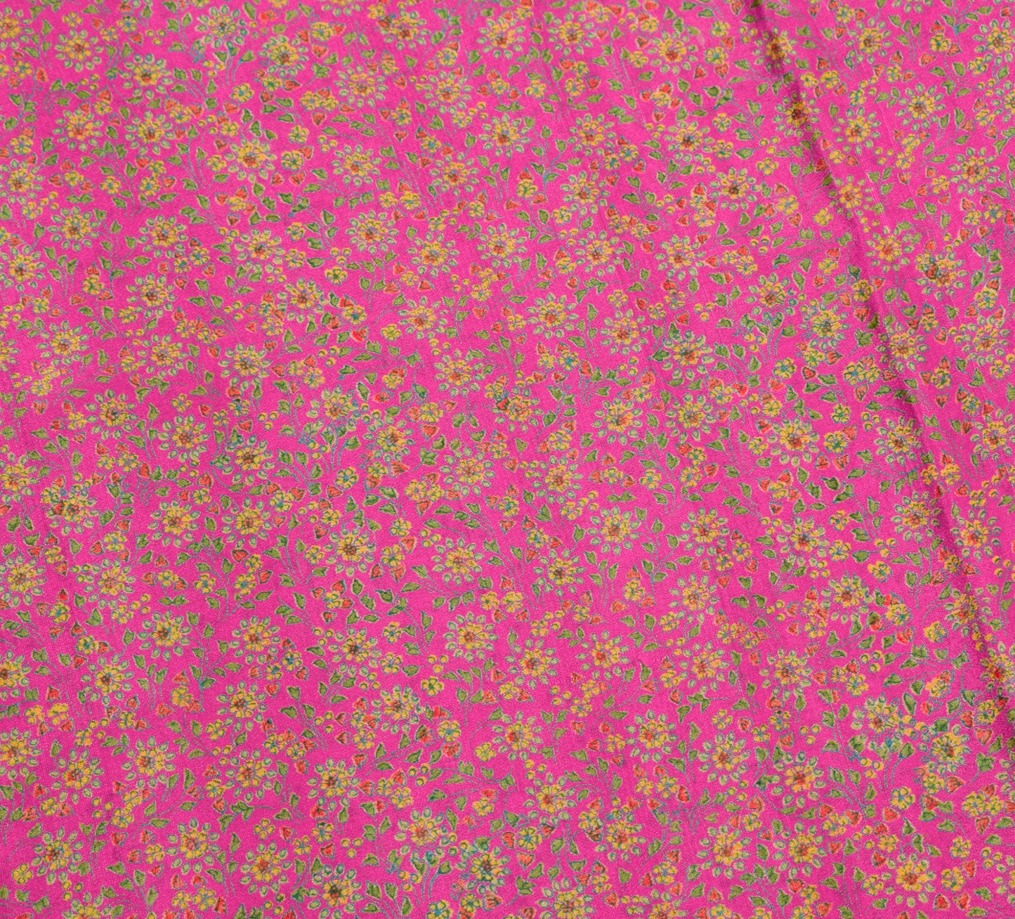 Sushila Vintage Magenta Floral Saree 6 Yard Pure Silk Printed Soft Craft Fabric
