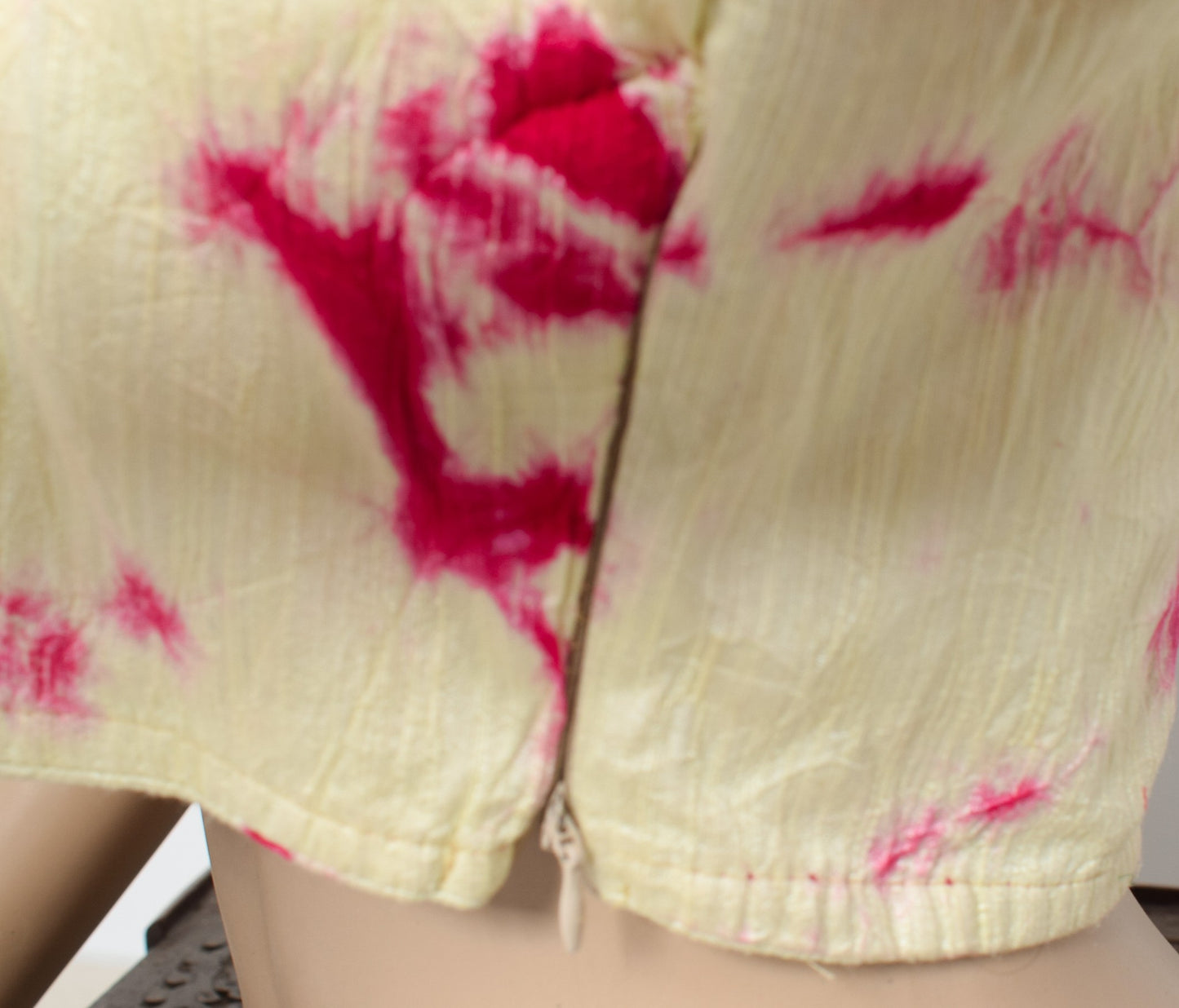 Sushila Vintage 38" Batik Print Saree Blouse Silk Cream and Magenta Designer Top