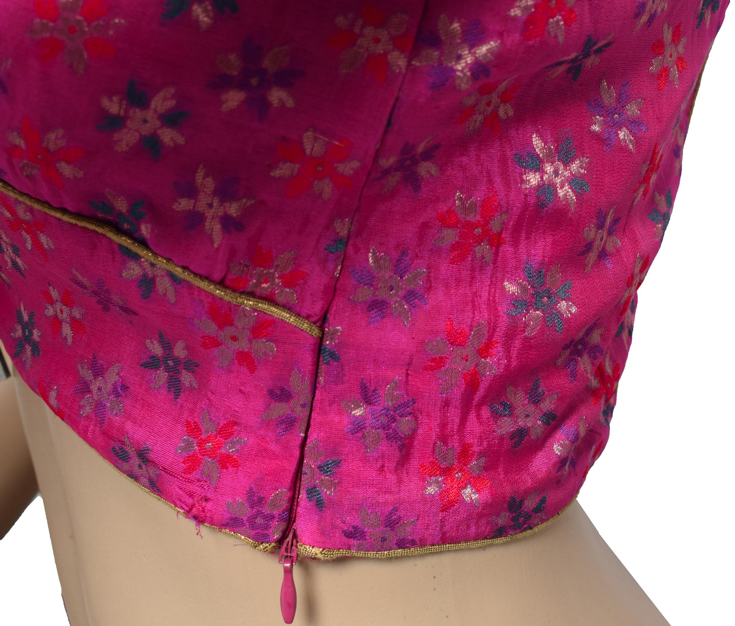 Sushila Vintage Magenta Sari Blouse Floral Woven Readymade Padded Top Choli 38"