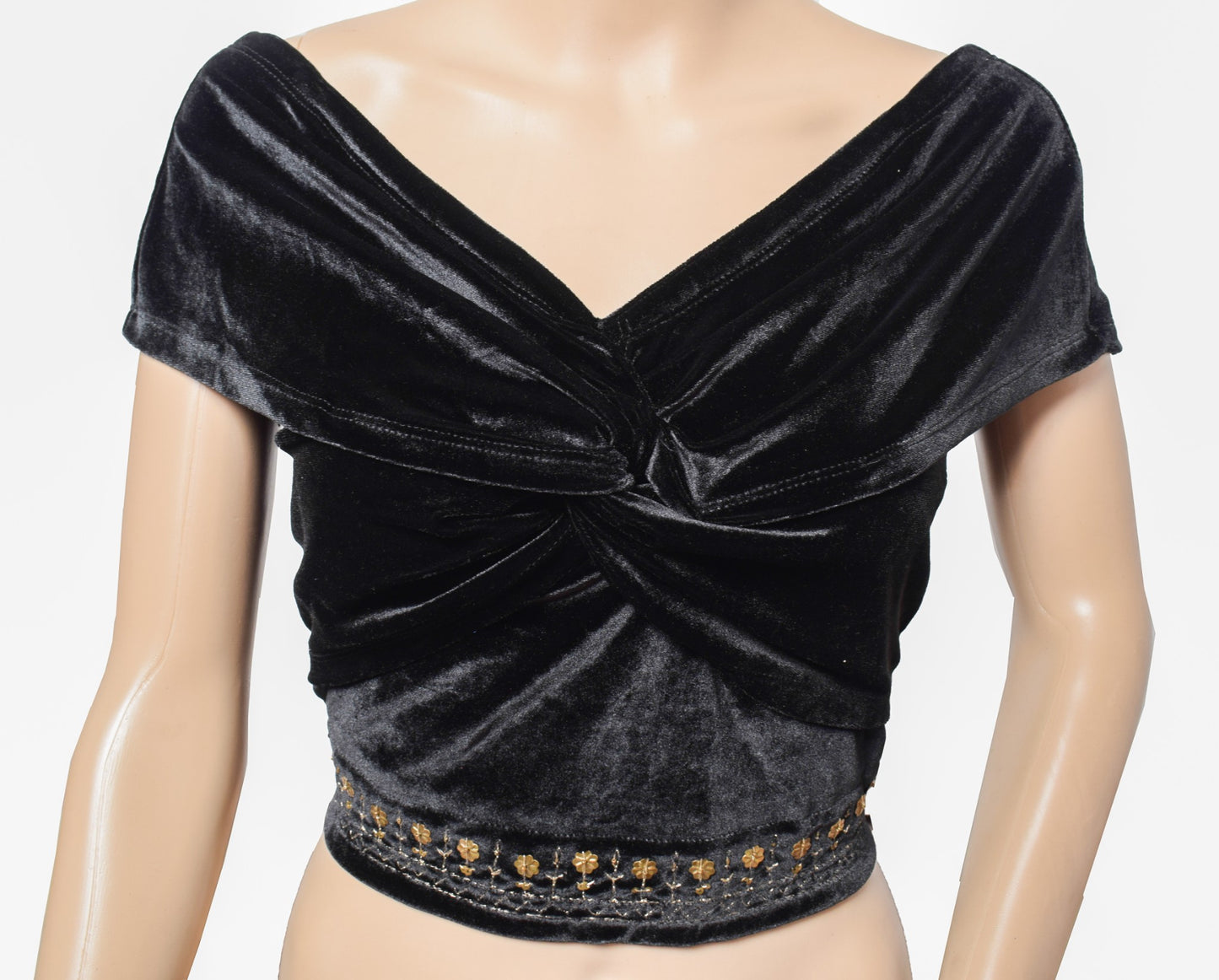 Sushila Vintage Black Off-Shoulder Fitted CropTop Designer Velvet Sari Blouse30"
