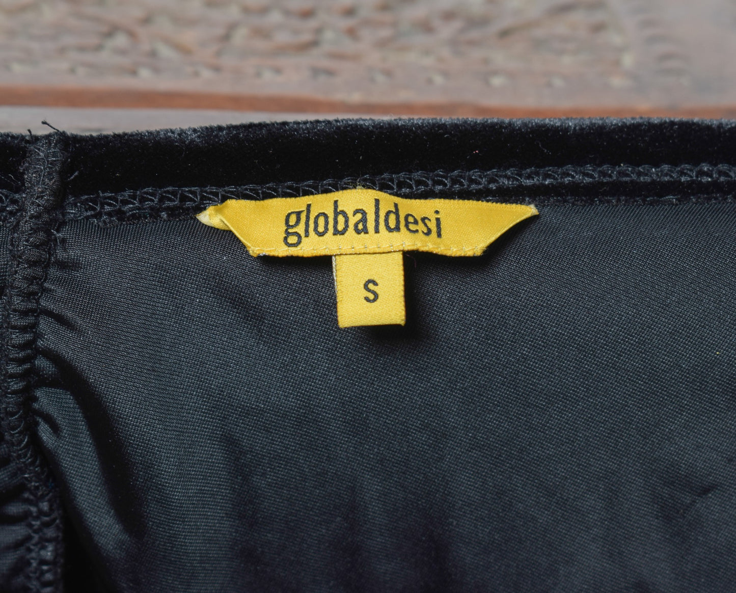 Sushila Vintage Black Off-Shoulder Fitted CropTop Designer Velvet Sari Blouse30"