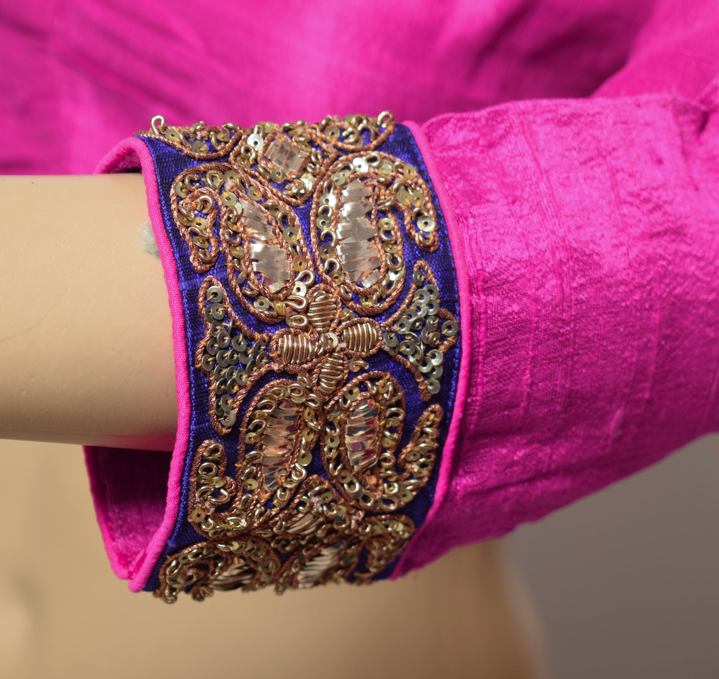 Sushila Vintage Readymade Magenta Sari Blouse Khadi Silk Woven Designer Top32"
