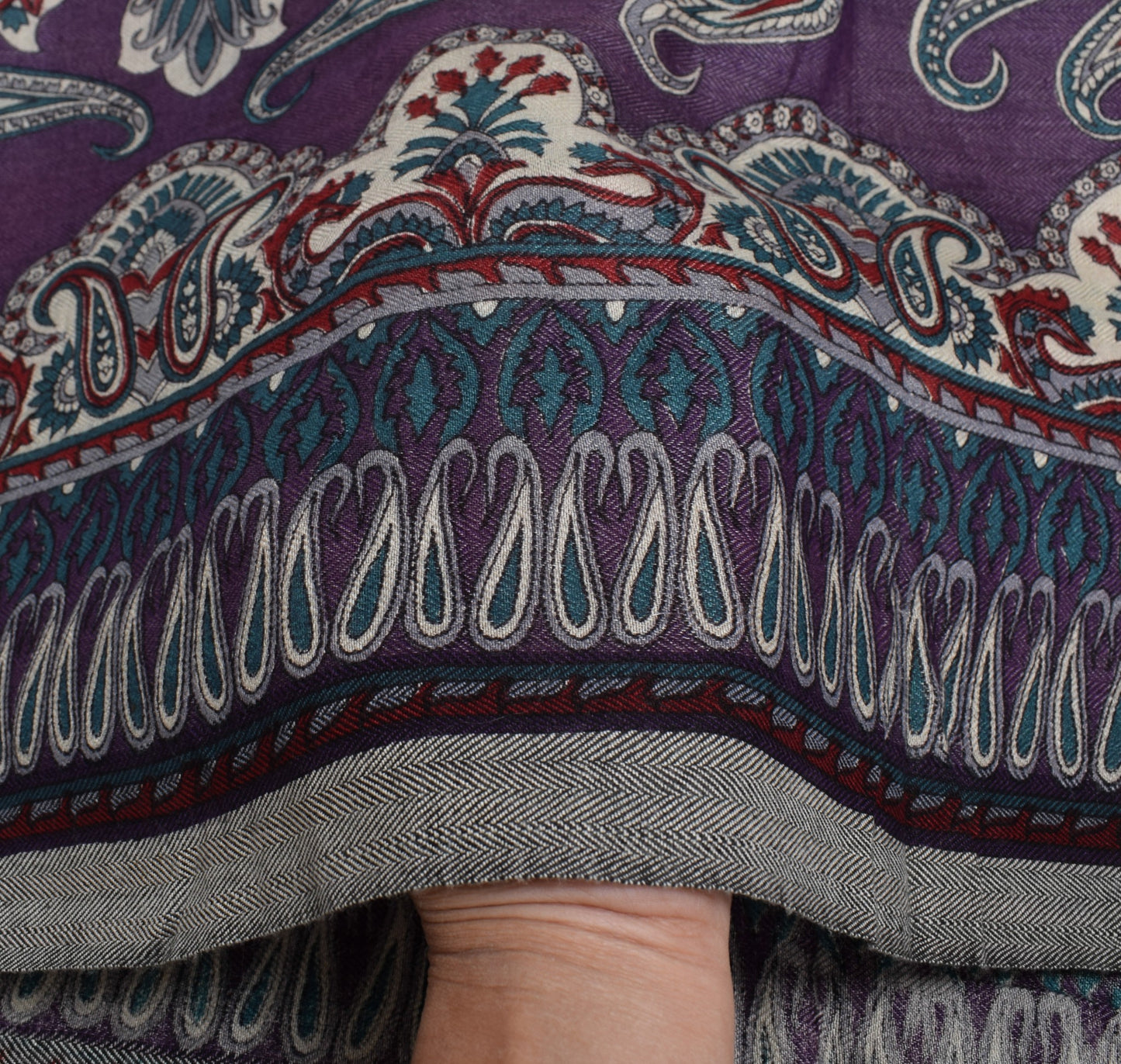 Sushila Vintage Purple Dupatta 100% Pure Woolen Woven Paisley Long Stole Shawl