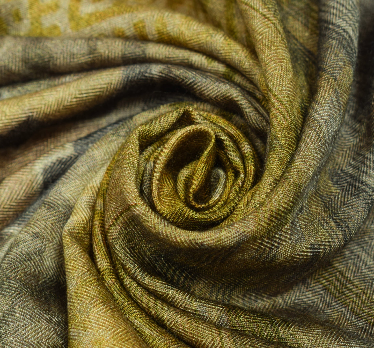 Sushila Vintage Pure Woolen Dupatta Printed Shade of Green Soft Warm Long Stole