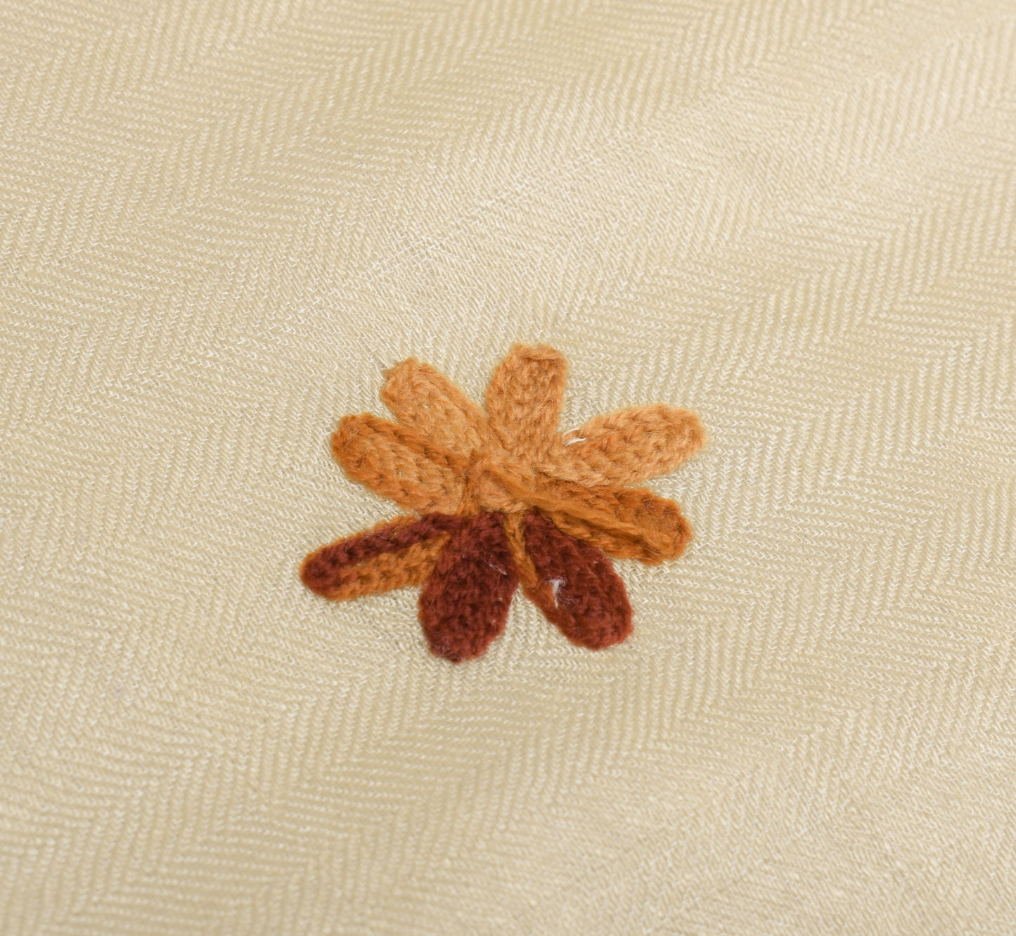 Sushila Vintage Cream Dupatta Pure Woolen Kashmiri Embroidered Long Stole Shwal