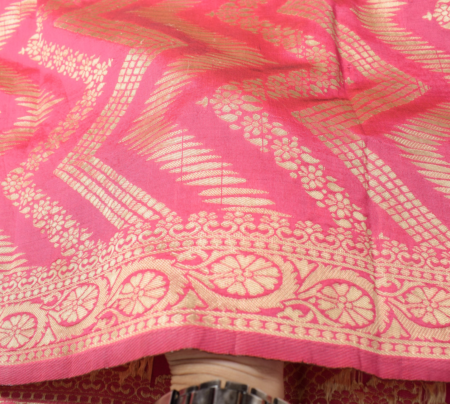 Sushila Vintage Banarasi Pink Dupatta Art Silk Resham Brocade Zig-Zag LongStole